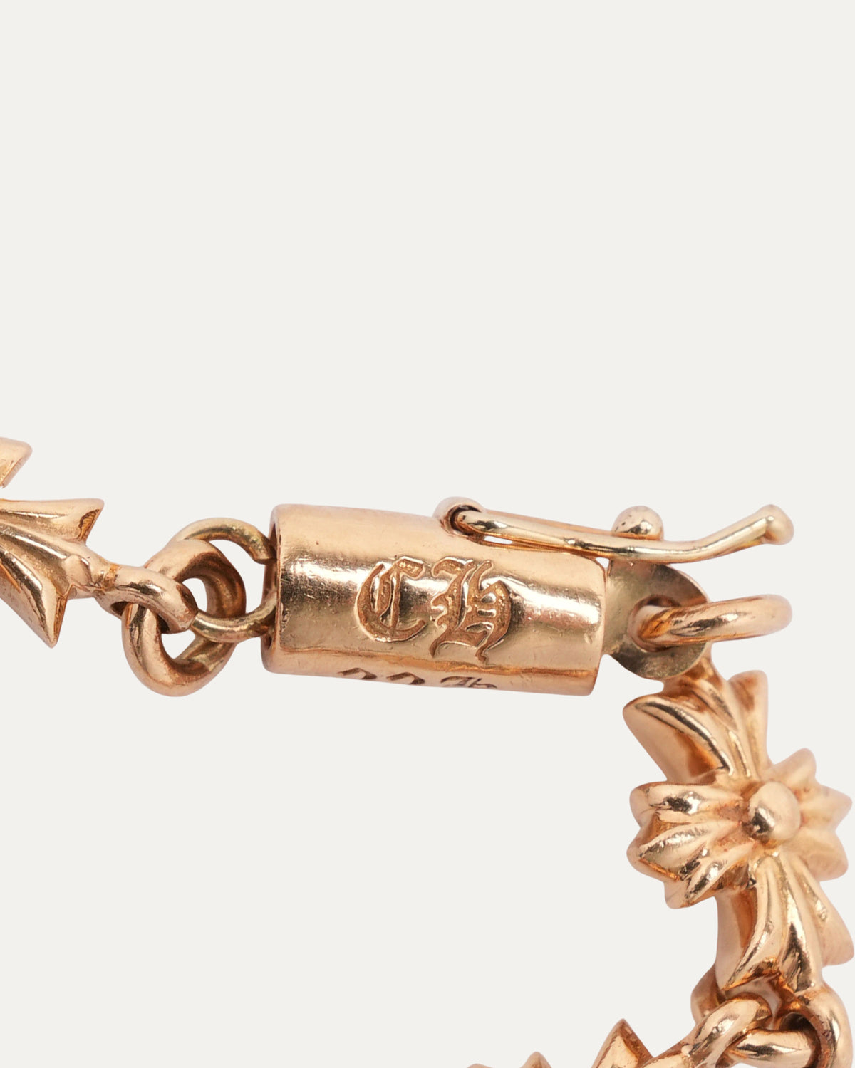 Gold Tiny E Bracelet