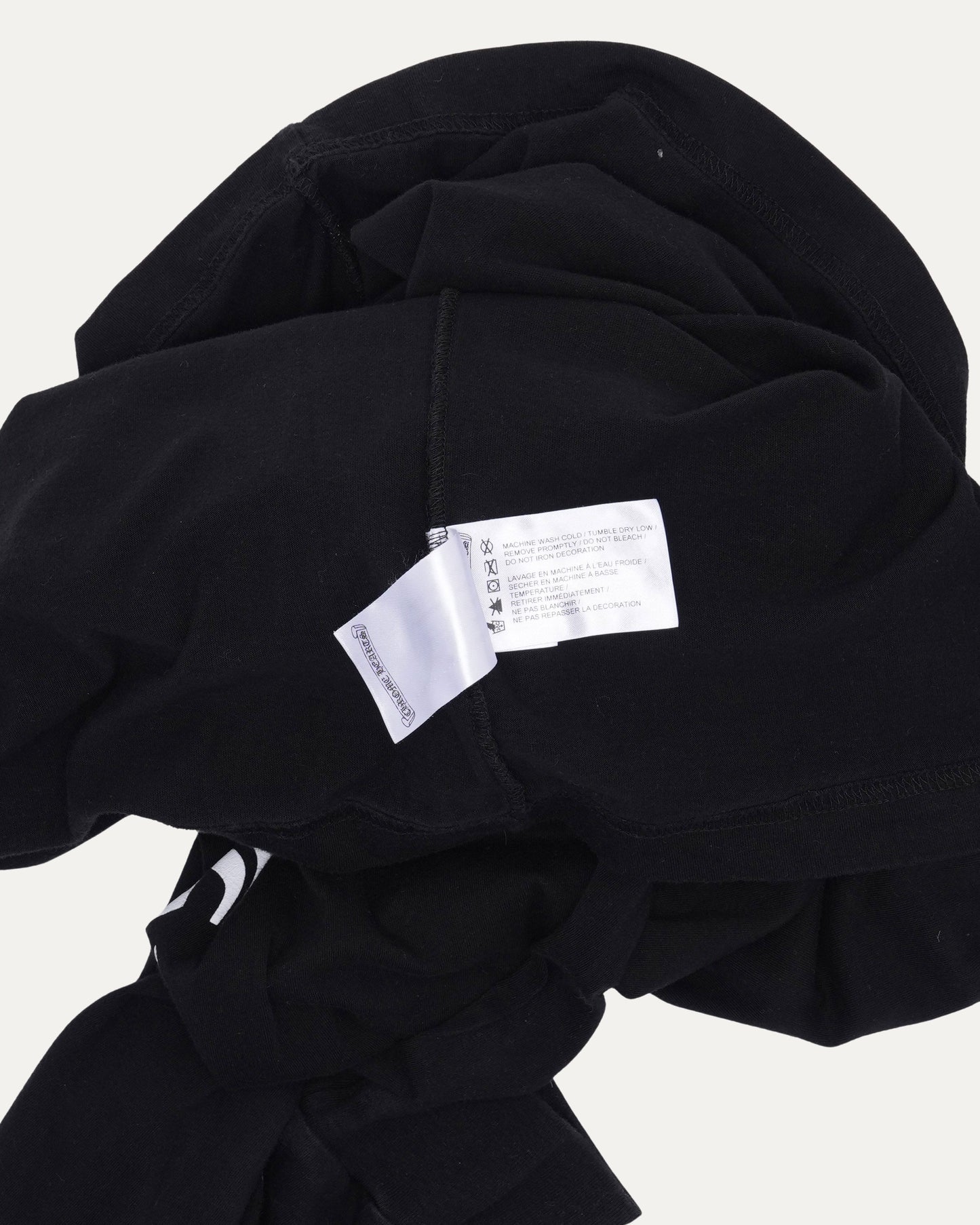 Neck Logo Long Sleeve Pocket T-Shirt