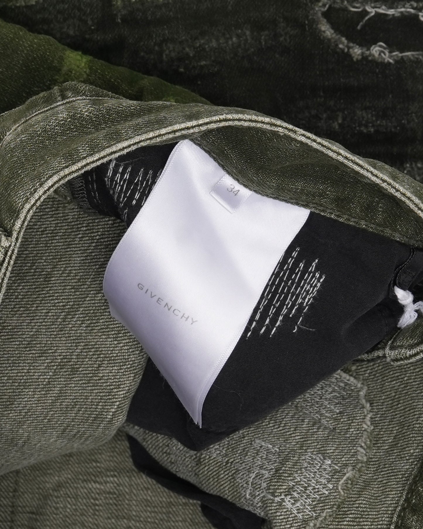 Gradient Repaired Jeans