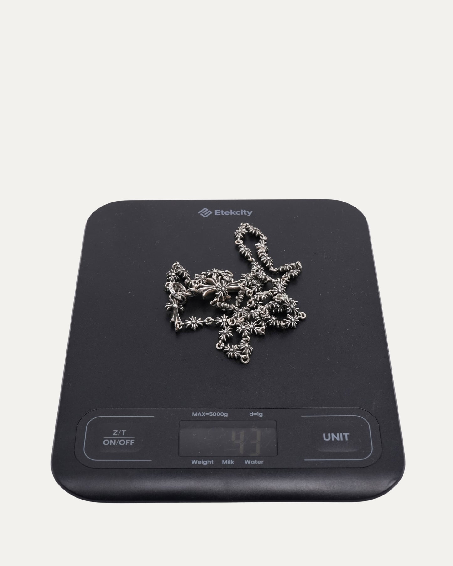 Tiny E Choke Chain Necklace