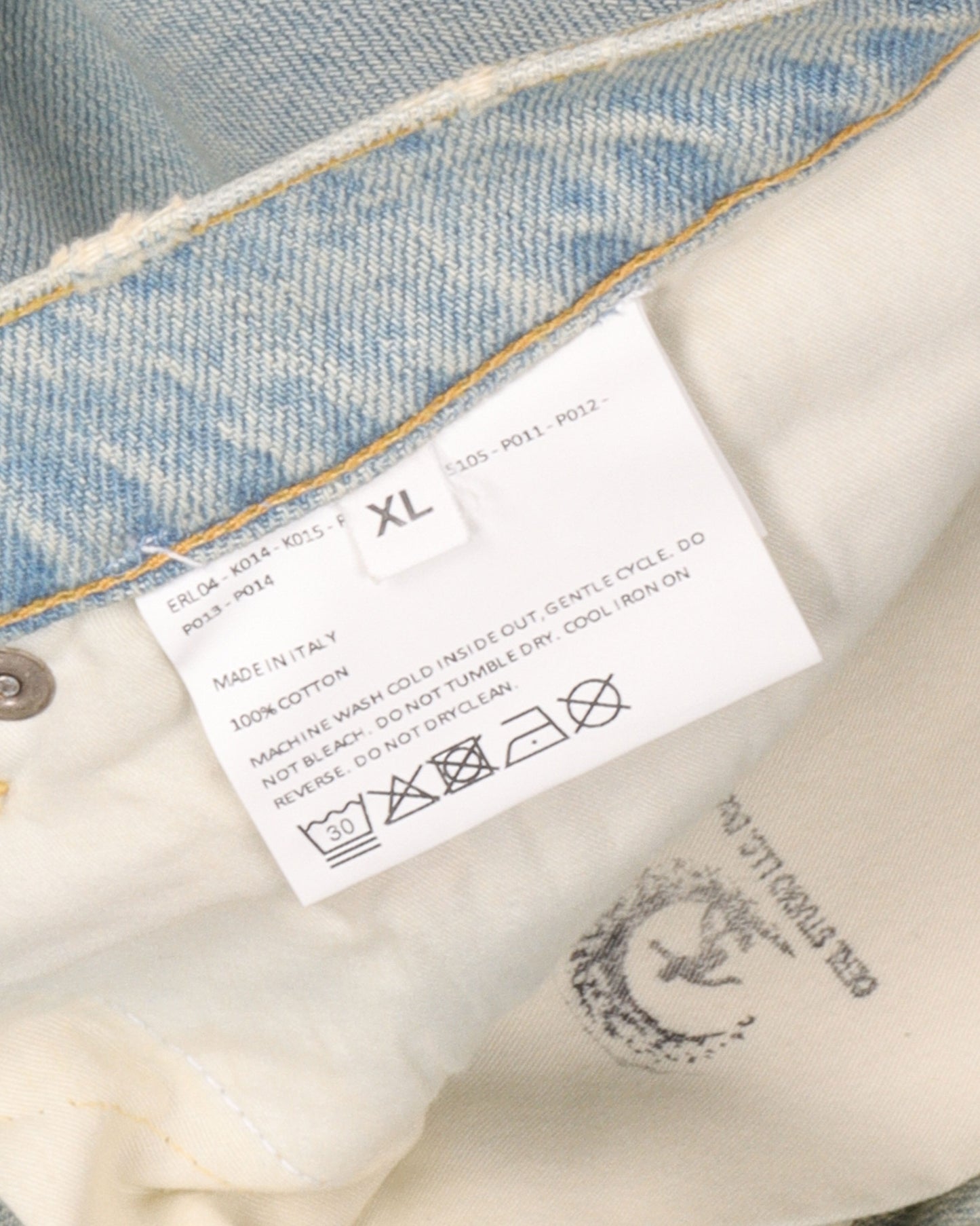 Light Wash Raw Hem Wide Leg Jeans