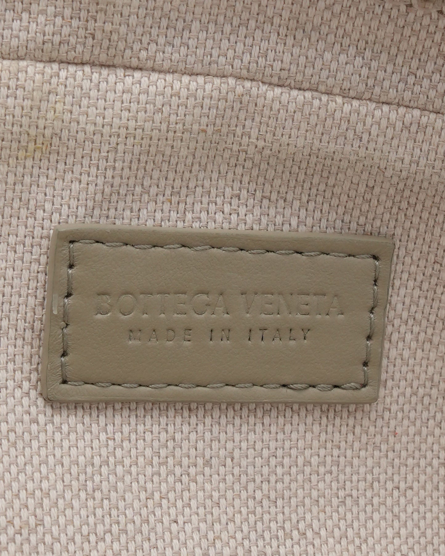 Intrecciato Pouch