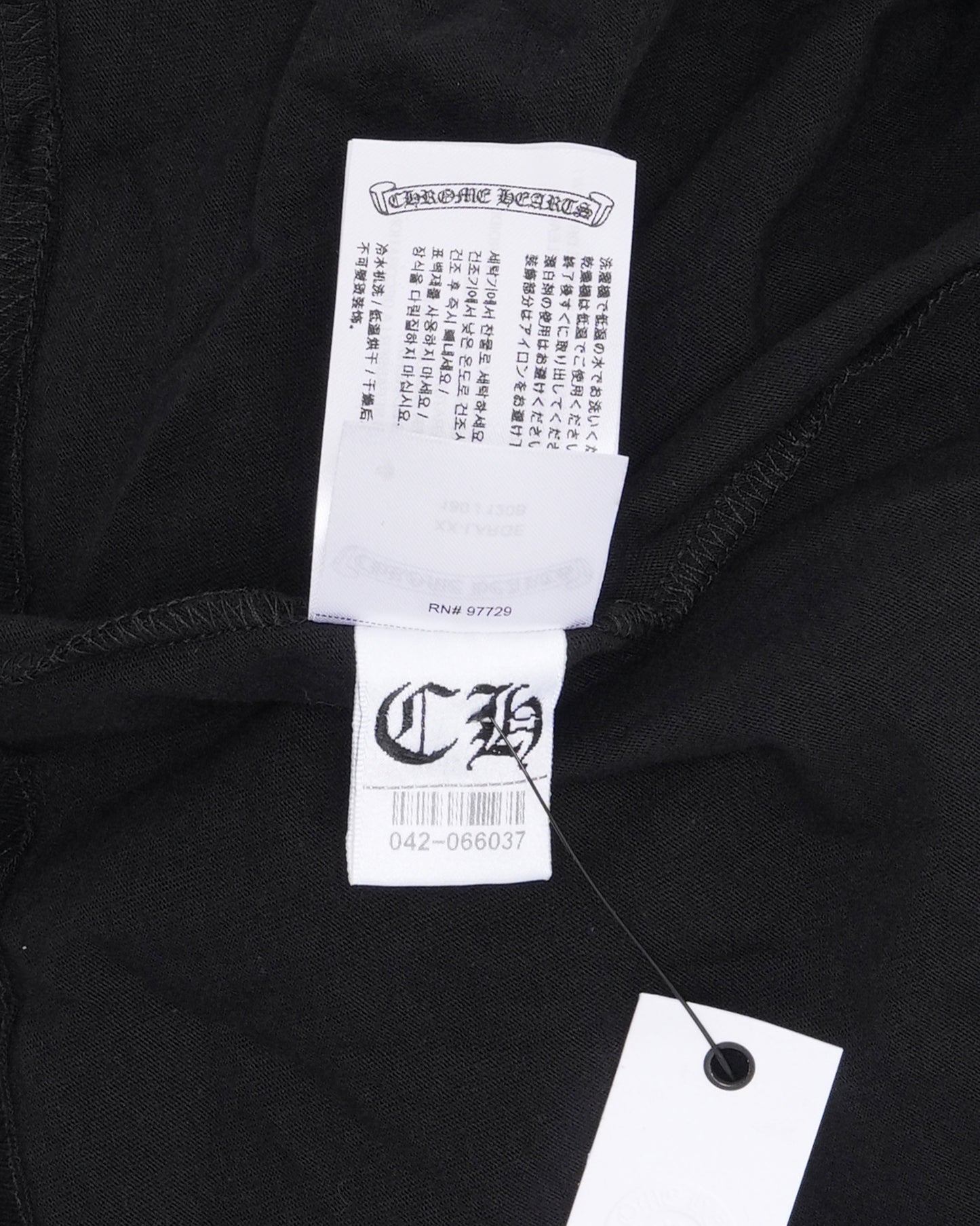 Neck Logo Long Sleeve Pocket T-Shirt