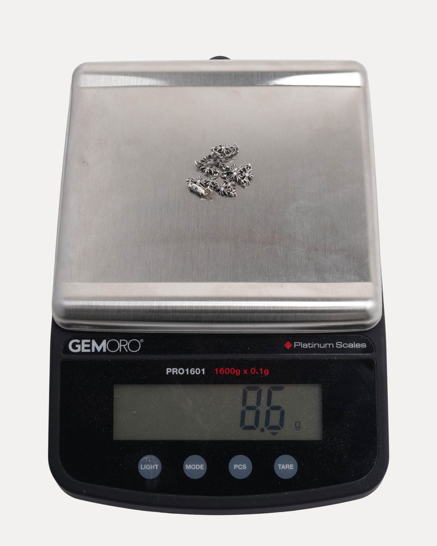 Diamond Tiny E Bracelet