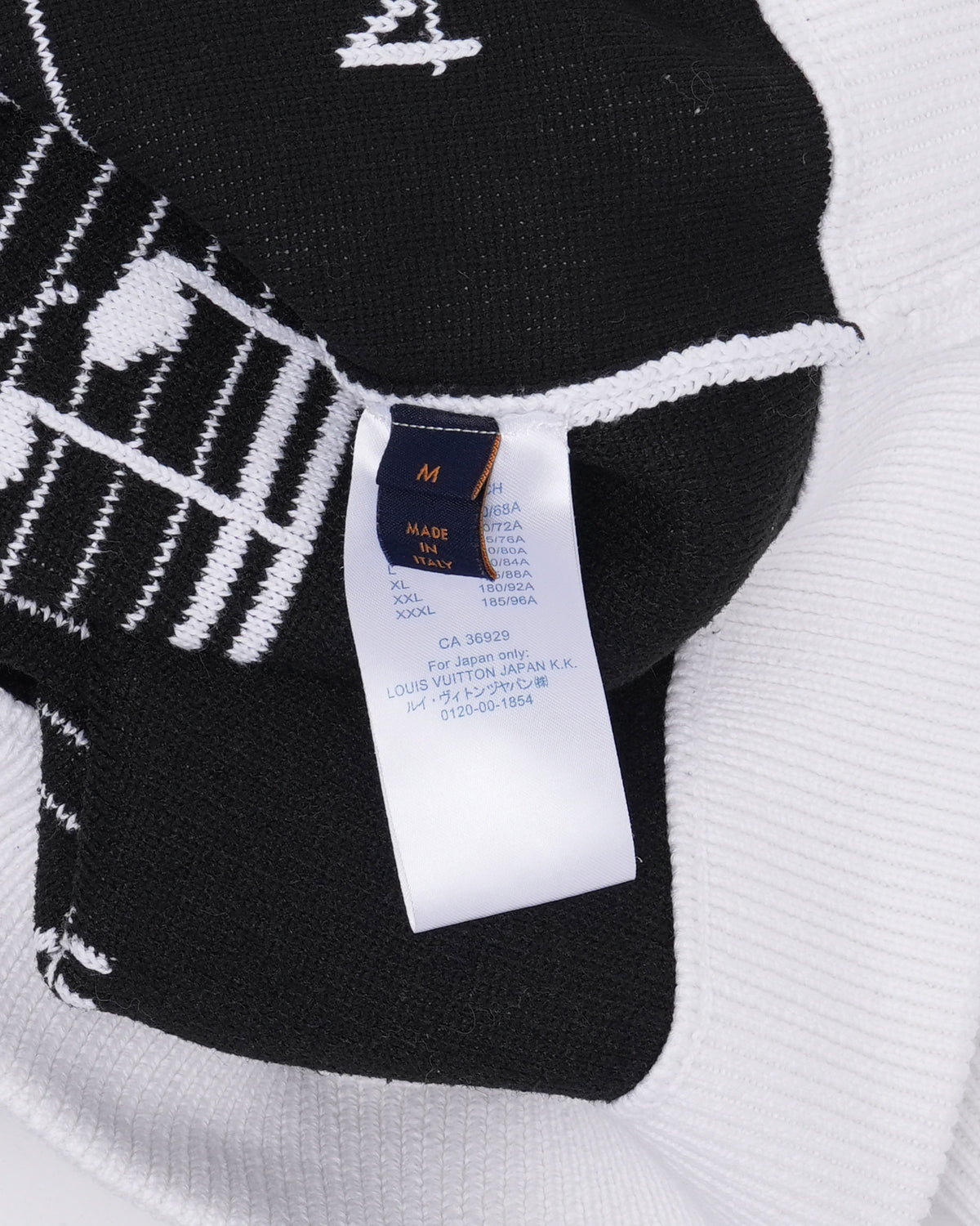 Japan Exclusive Music Note Intarsia Knit Sweater