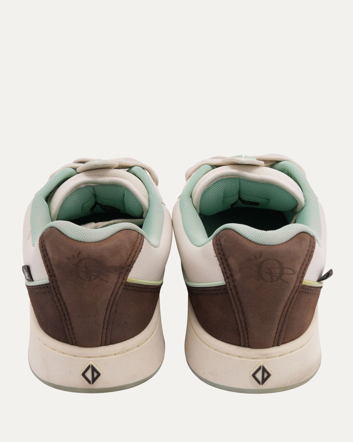 Travis Scott B713 Sneaker
