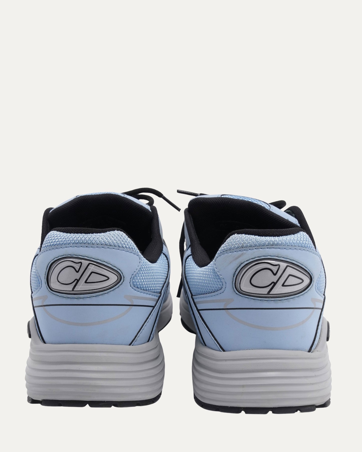 B30 Sneakers