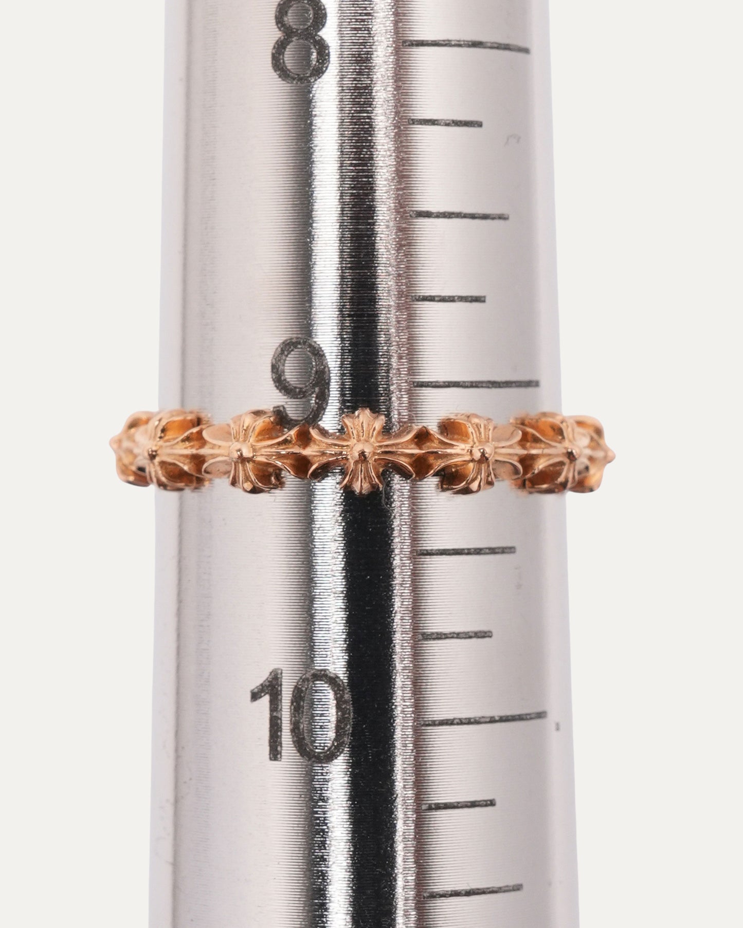 Gold Tiny E Band Ring