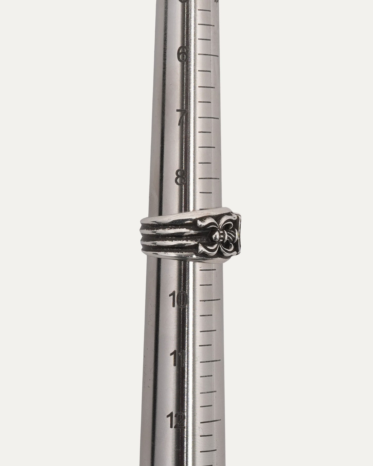 Dagger Ring