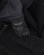 Oil Stain Distressed D02 Jeans