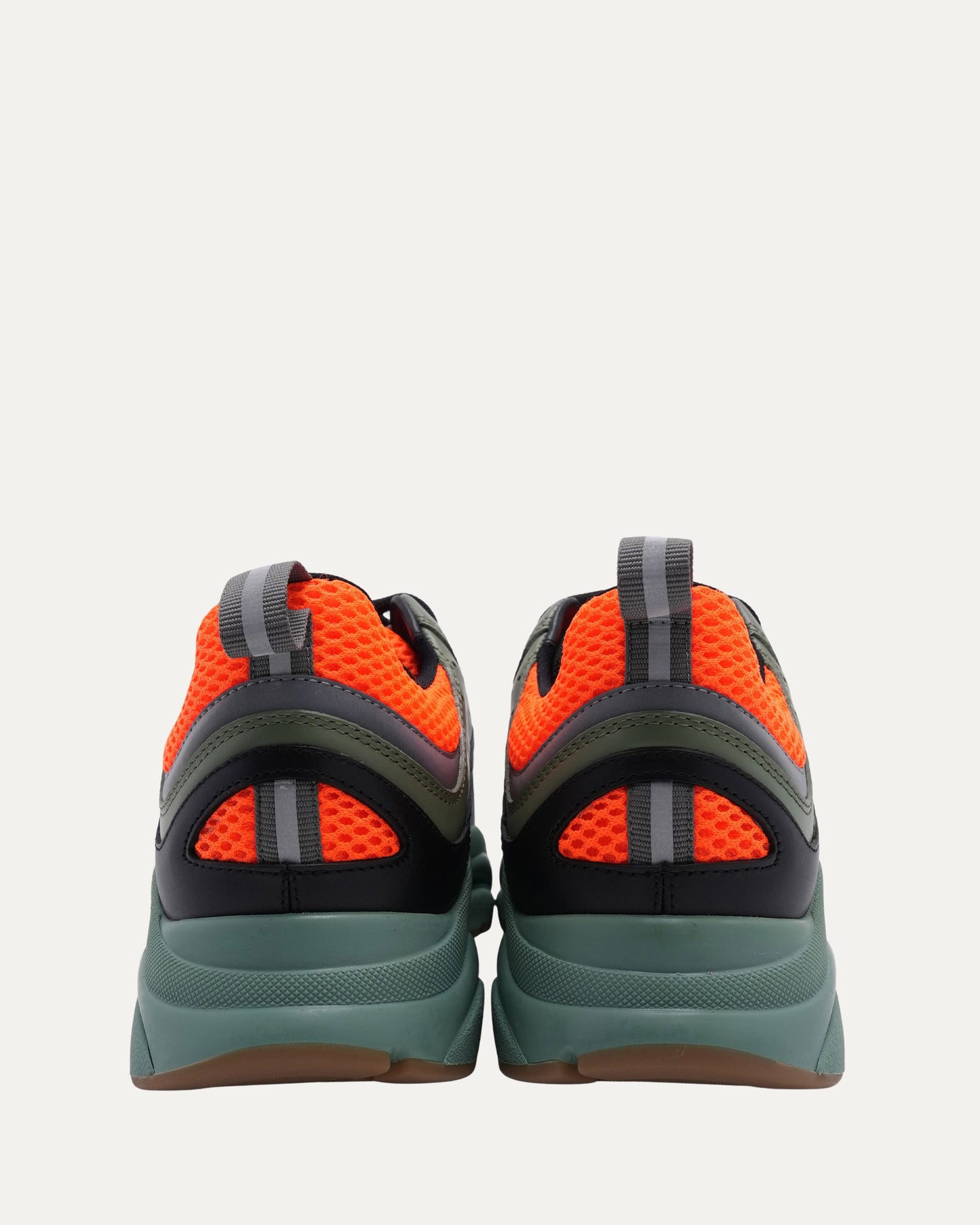 B22 Sneaker