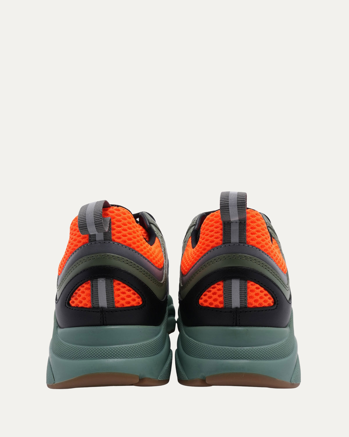 B22 Sneaker
