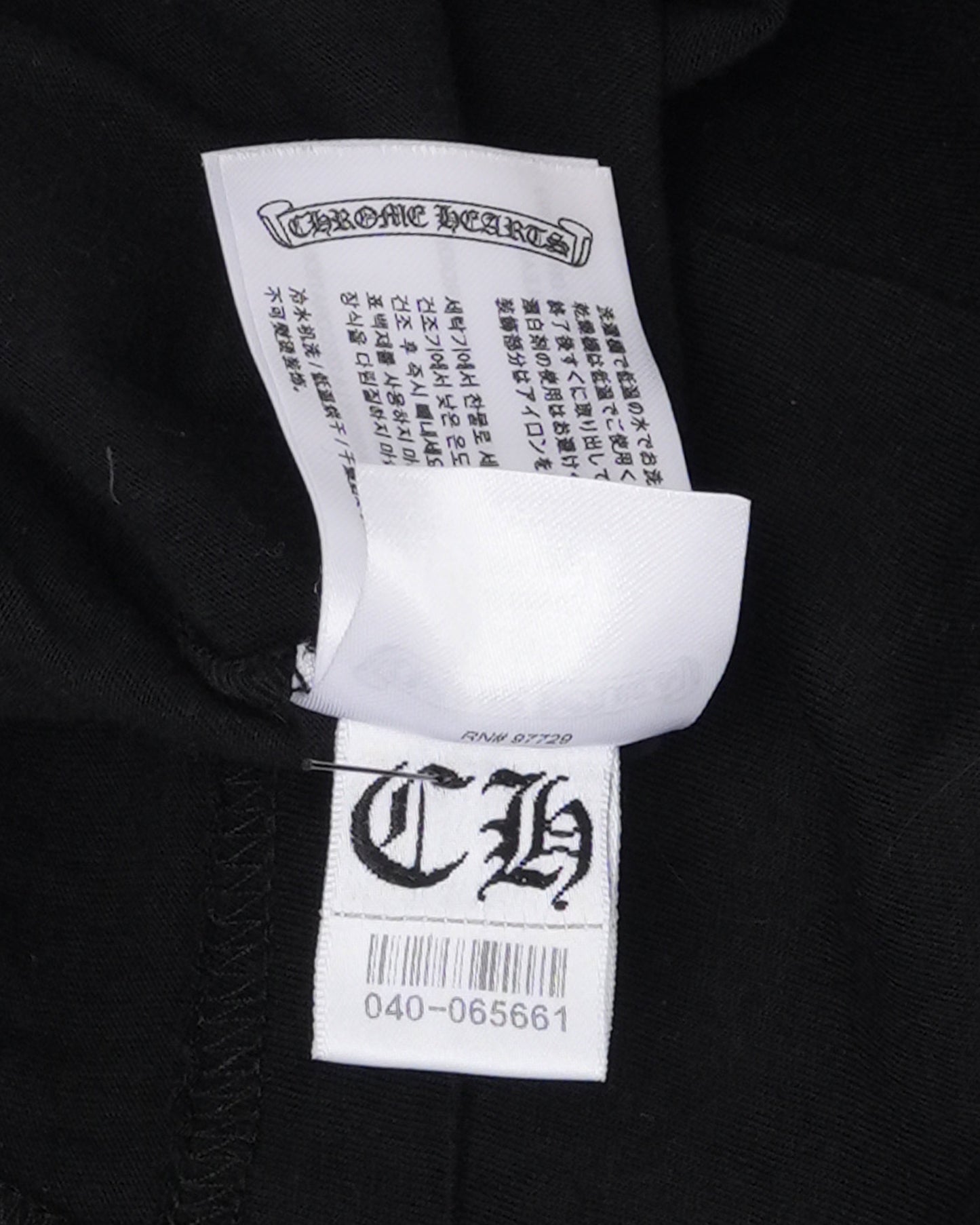 Neck Logo Pocket T-Shirt