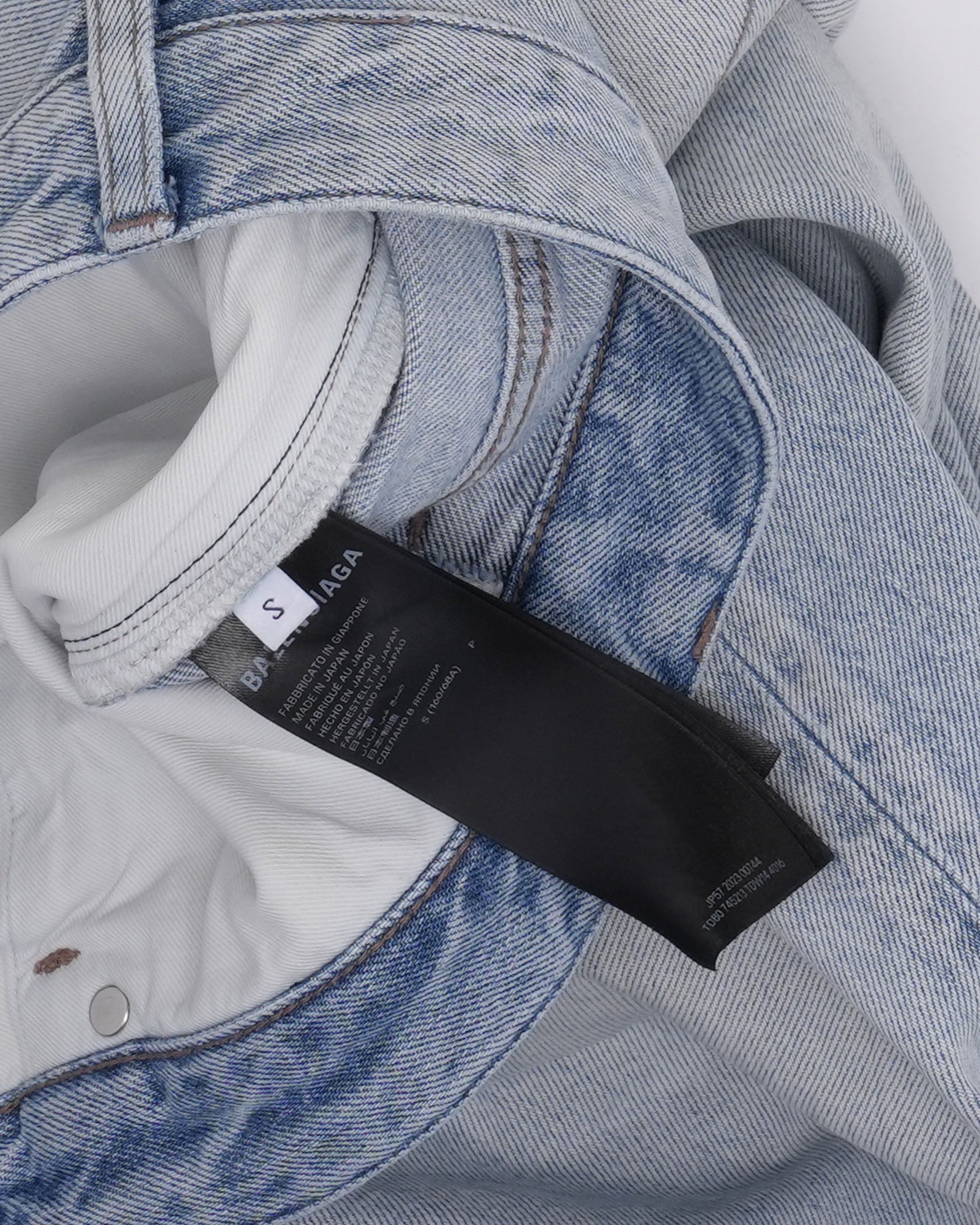 Light Wash Baggy Jeans