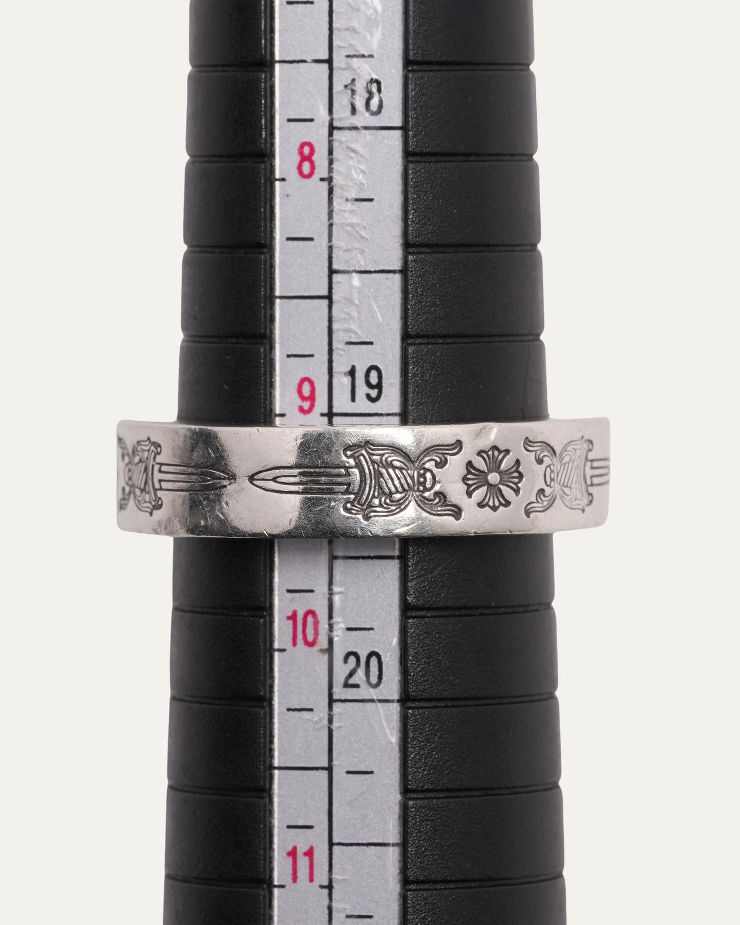 Dagger Spacer Ring
