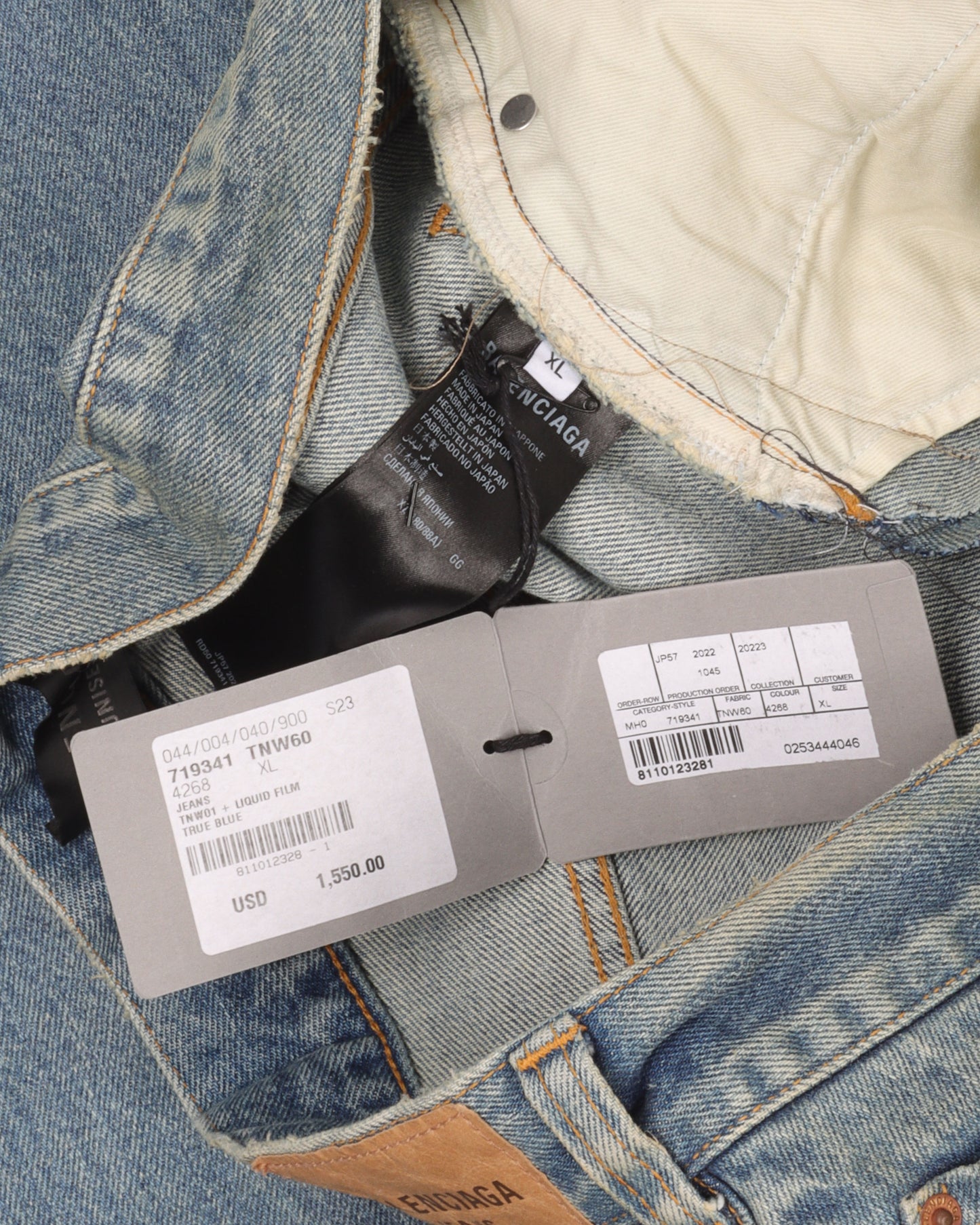 Distressed Baggy Jeans