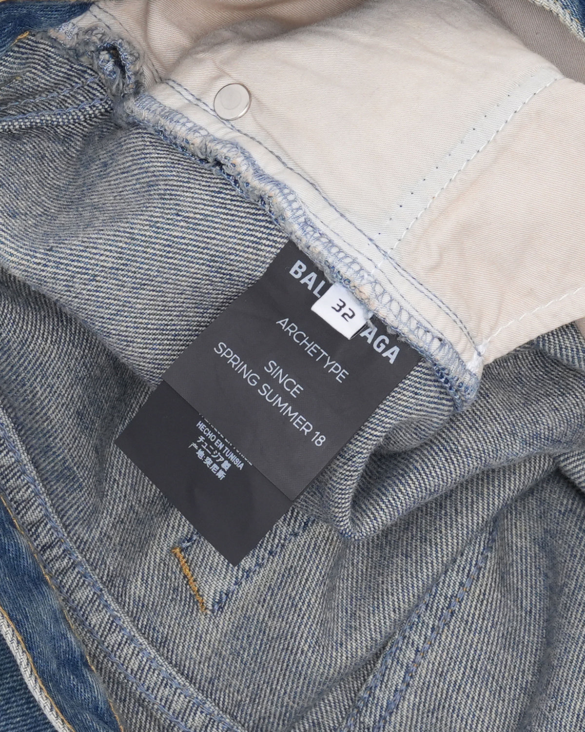 Archetype Knee Rip Straight Leg Jeans