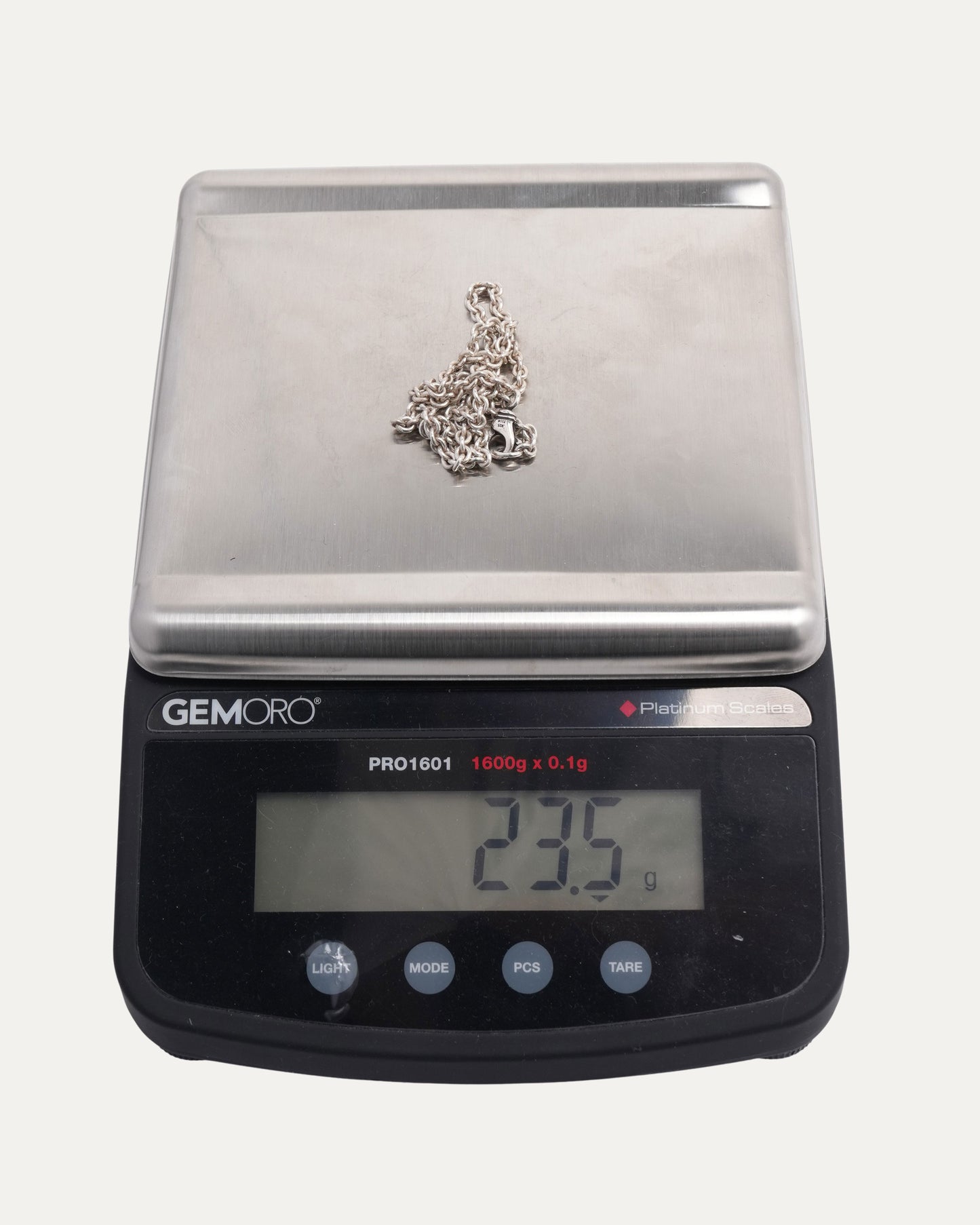 NE Chain Necklace