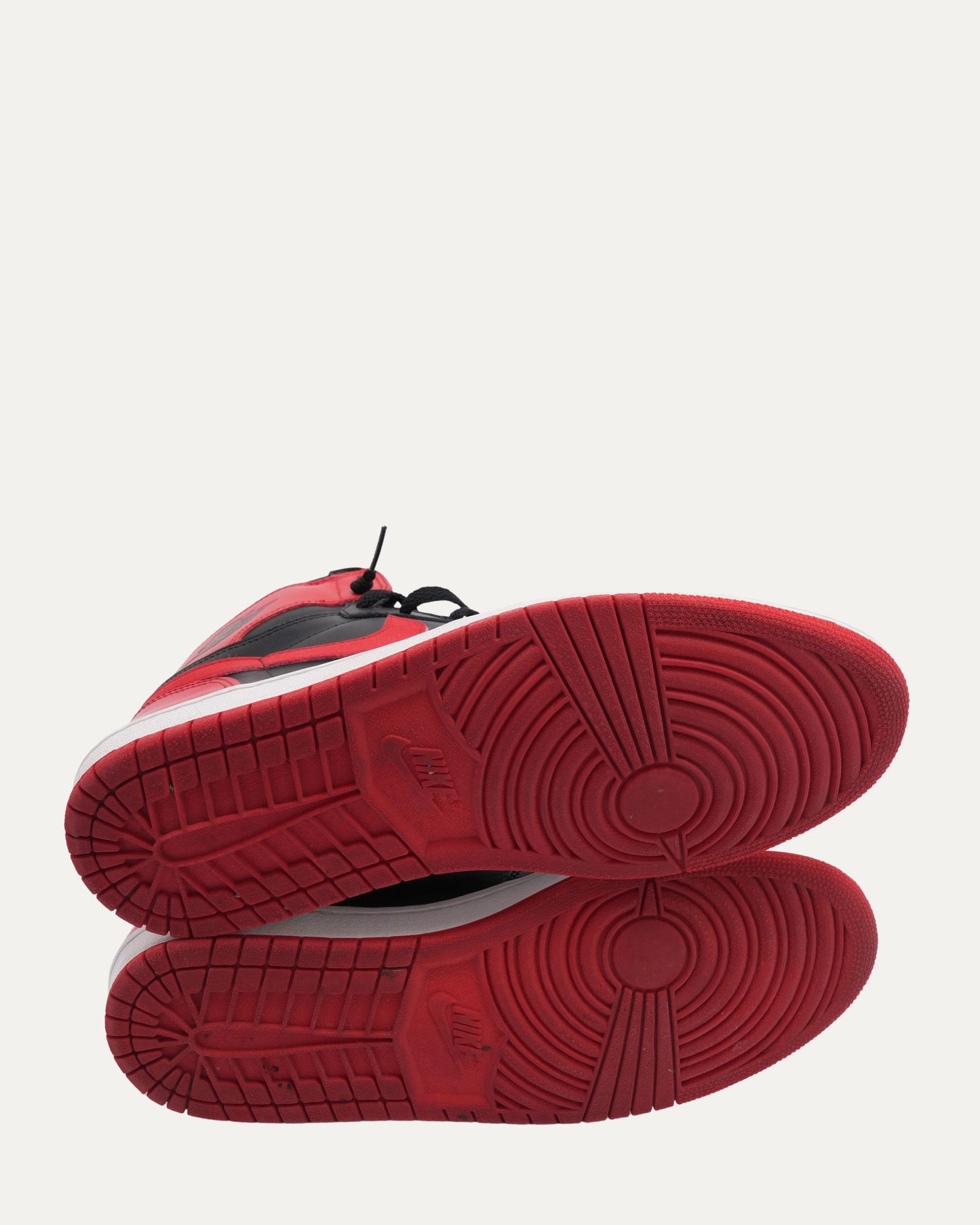 Air Jordan 1 Retro Bred Sneakers 2001