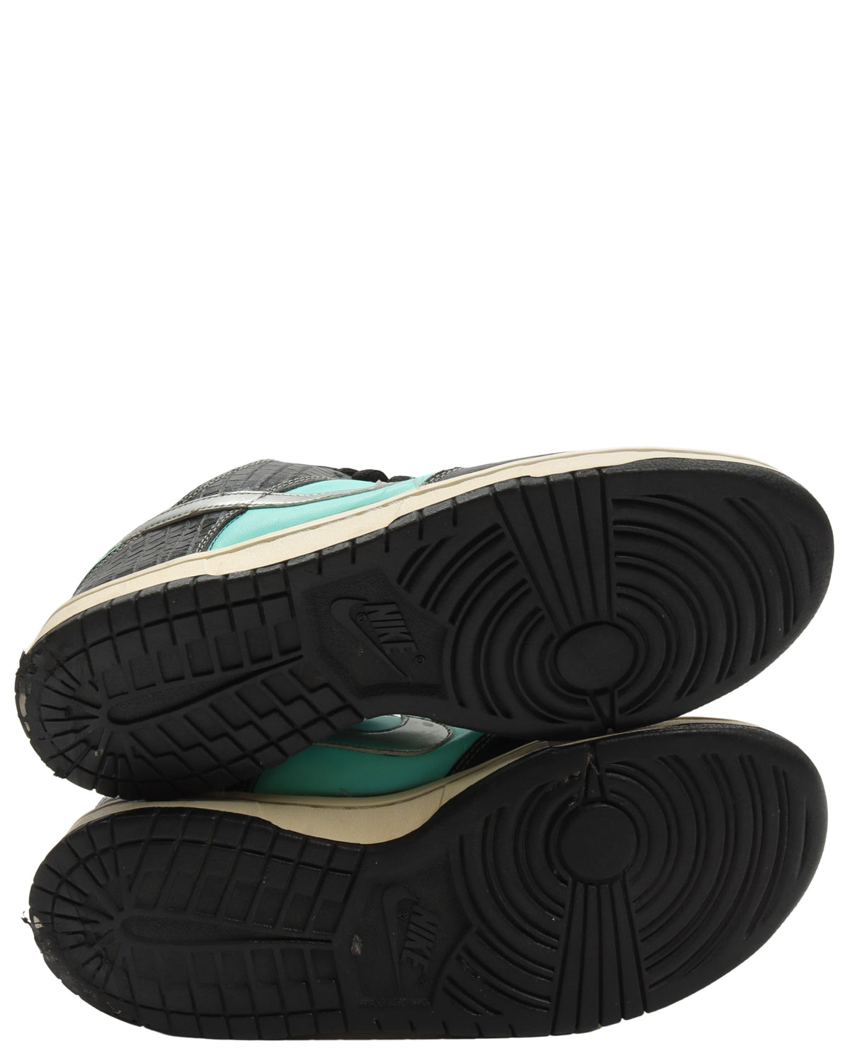 Tiffany Diamond Supply Co. SB Dunk Low