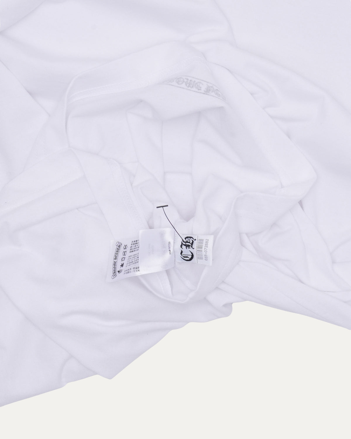 Neck Logo Pocket T-Shirt