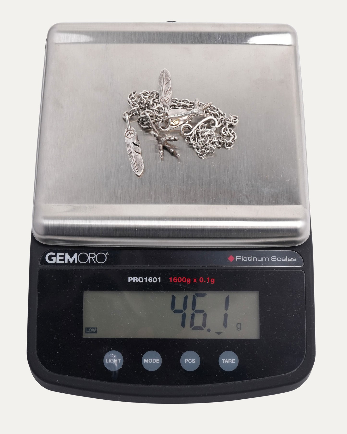 Double Feather Double Claw Arrowhead Pendant Necklace