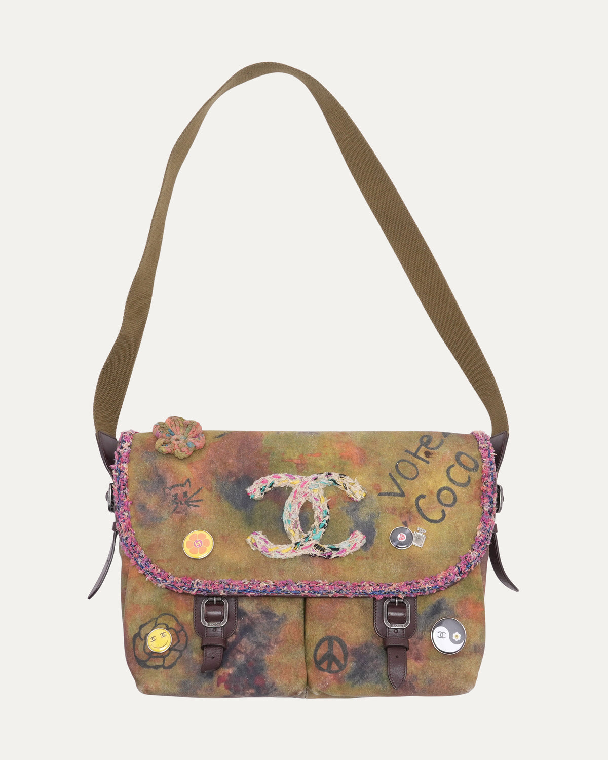 Washed Toile Graffiti On The Pavements Large Messenger Bag