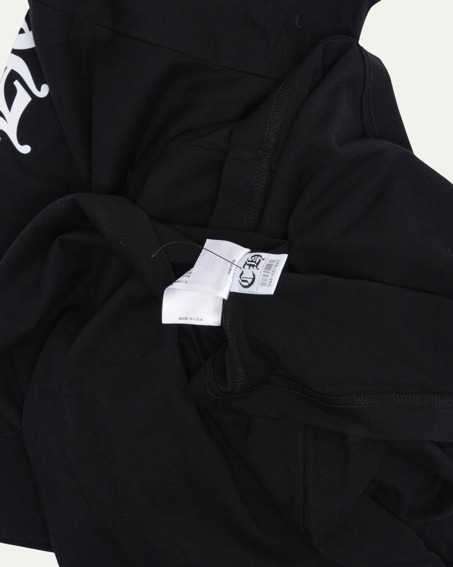 Neck Logo Long Sleeve Pocket T-Shirt