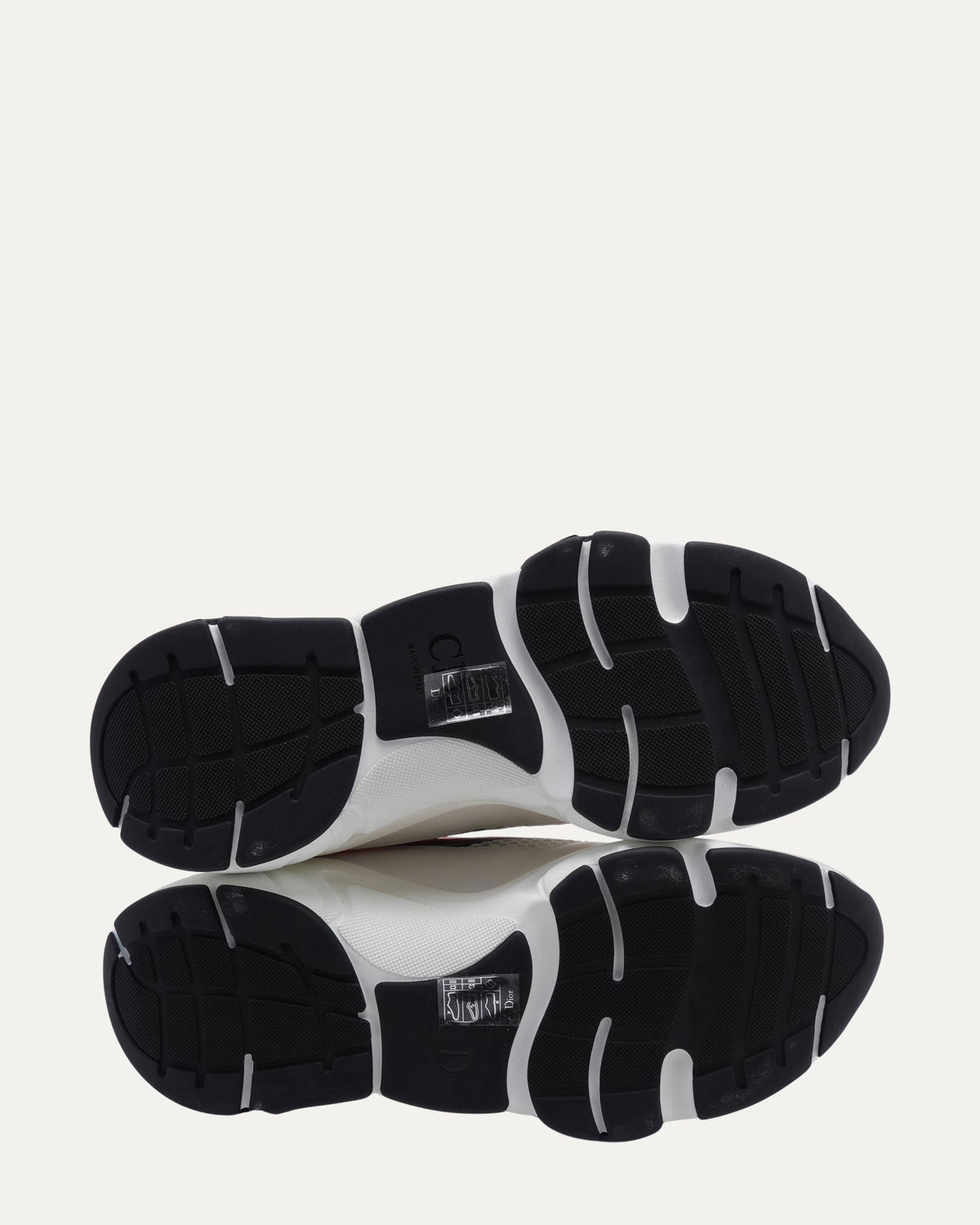 B22 Sneaker