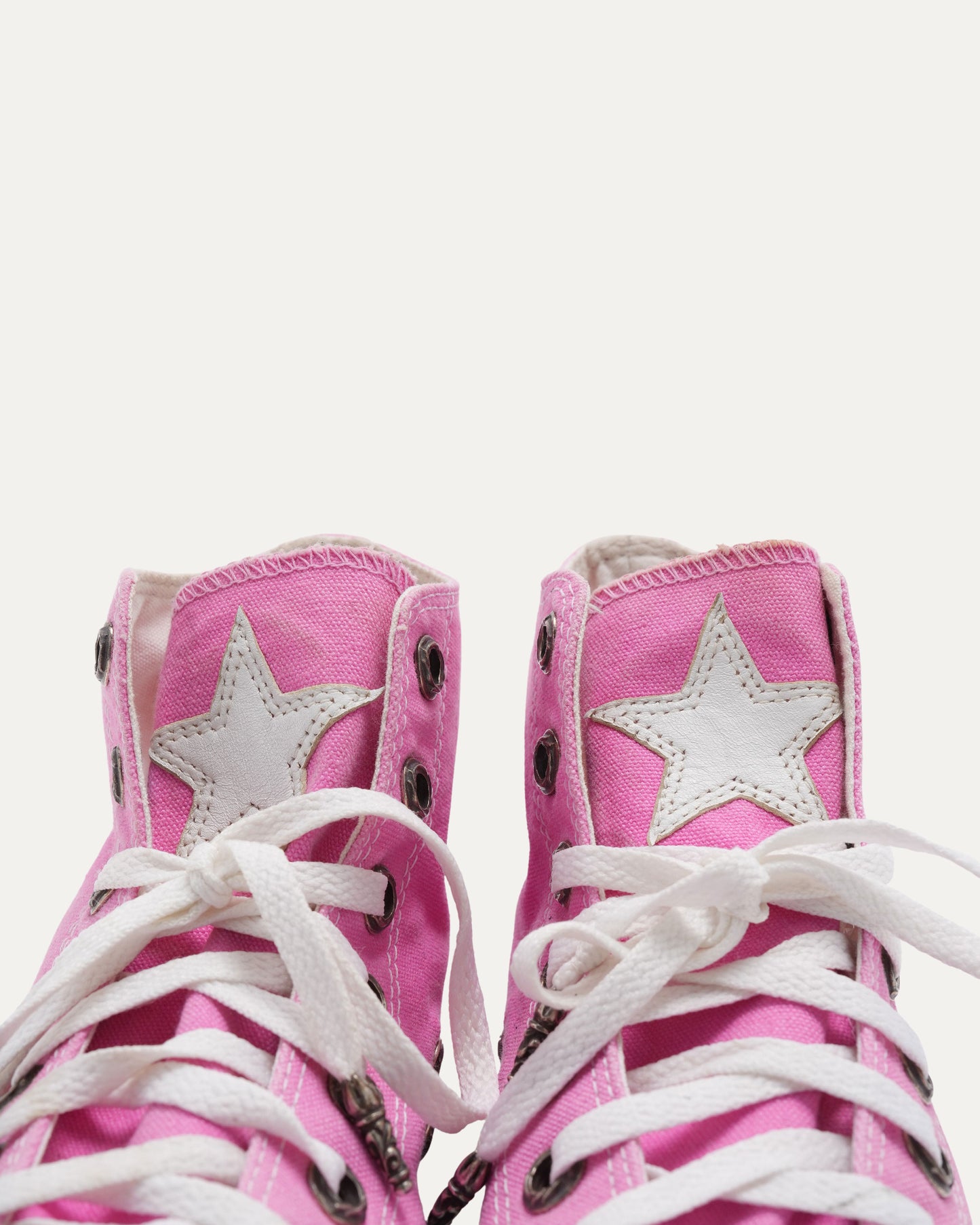 Star Patch Converse Chuck Taylor Sneakers