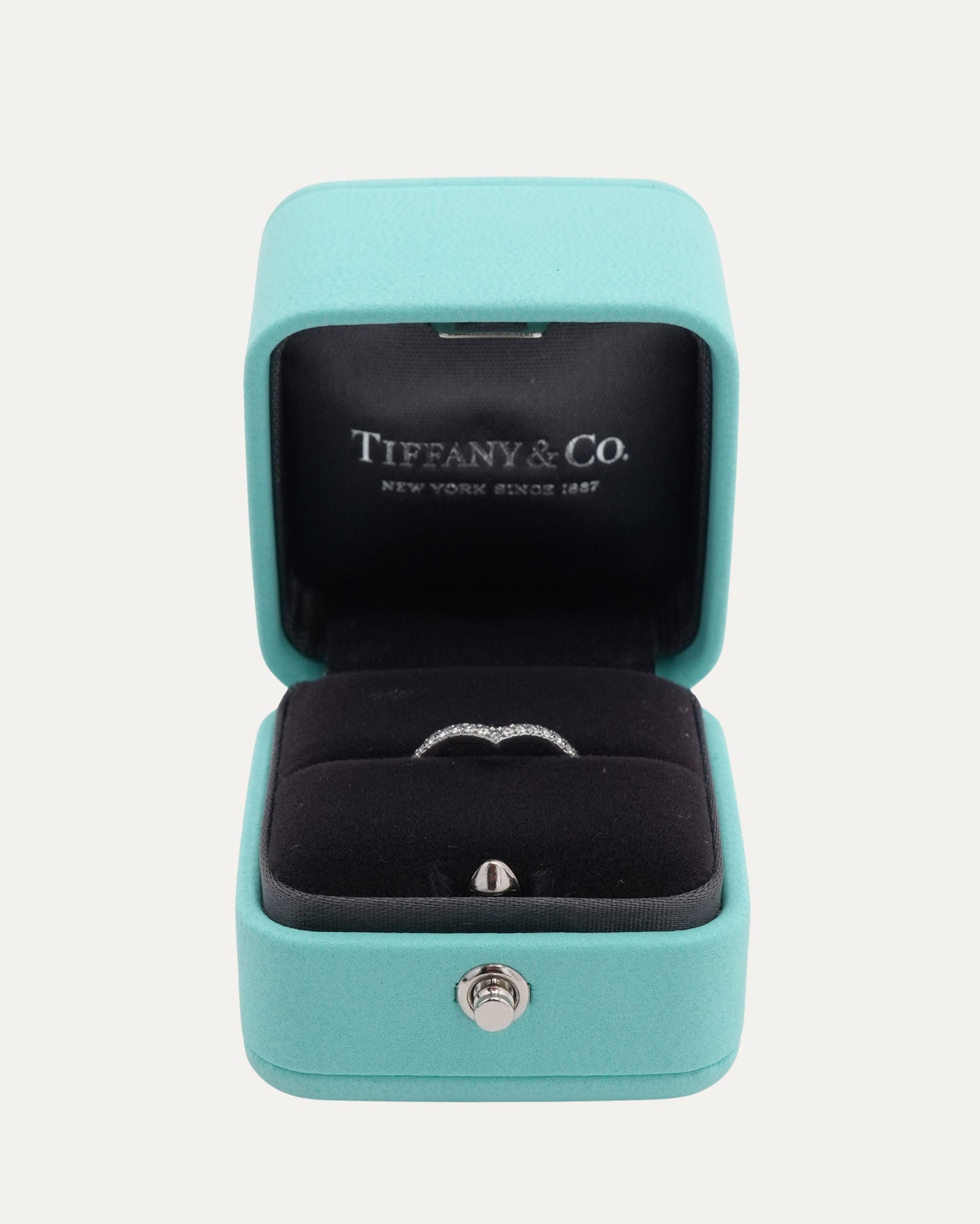 Platinum Diamond Soleste V Ring