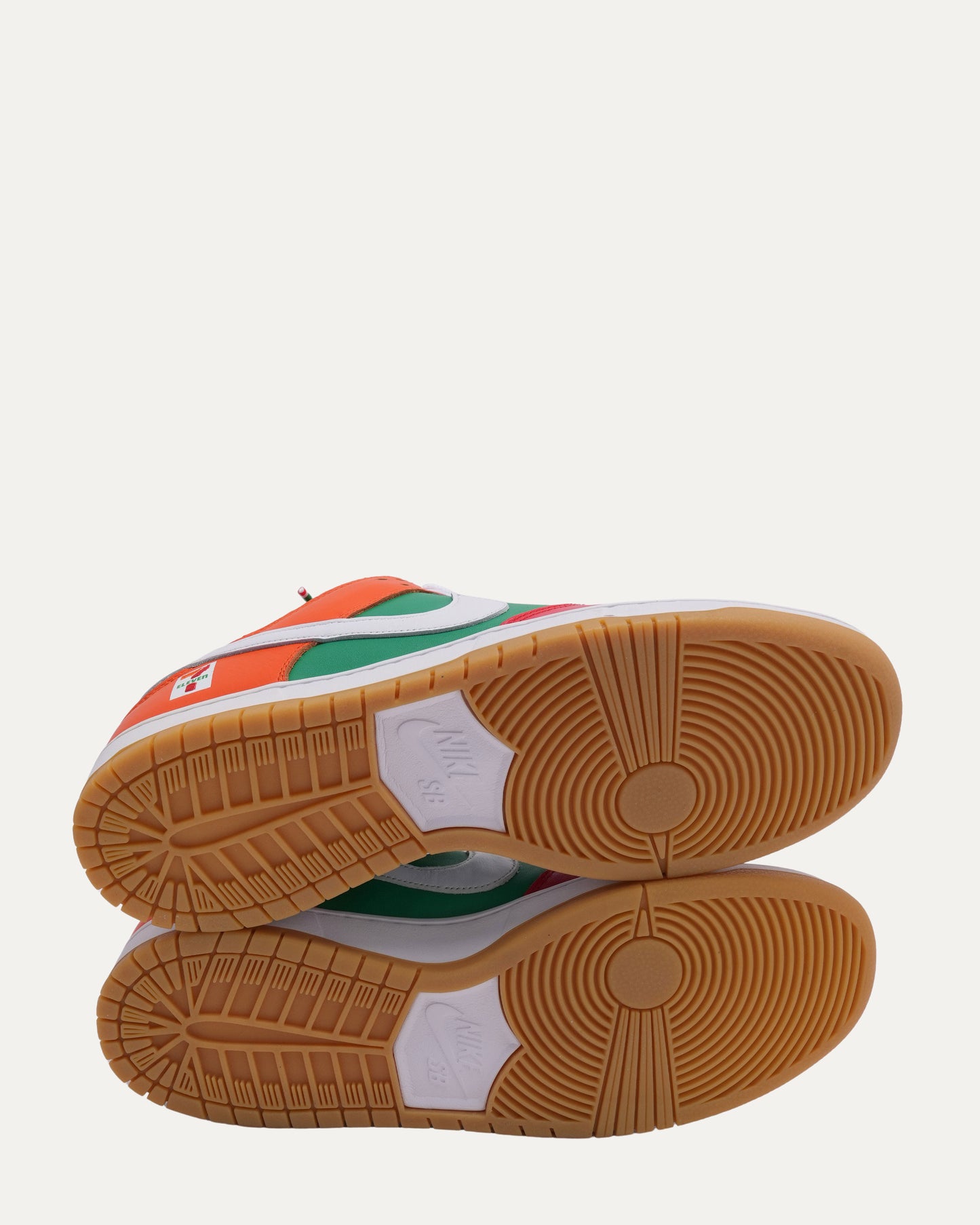 SB Dunk Low 7-Eleven
