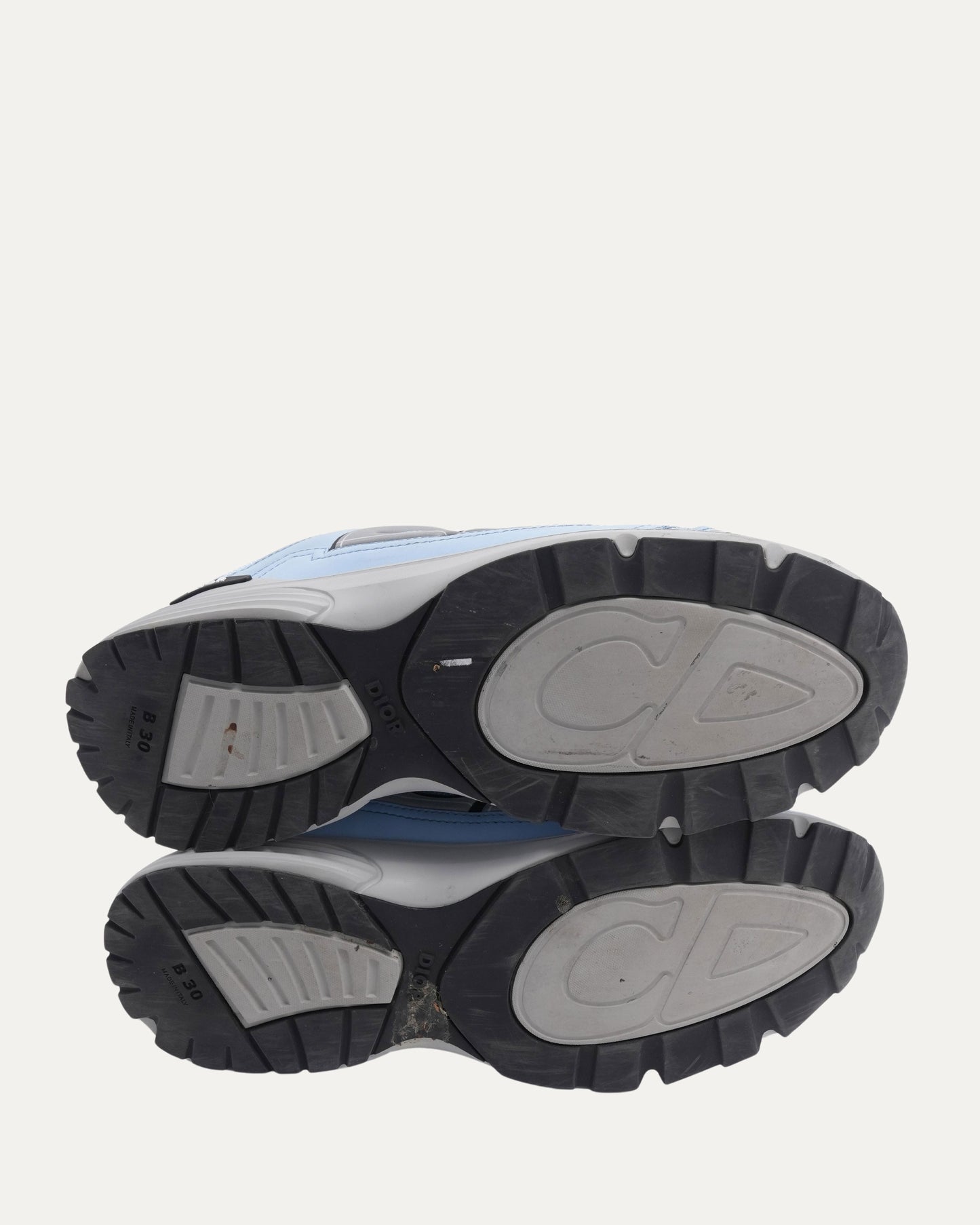 B30 Sneakers
