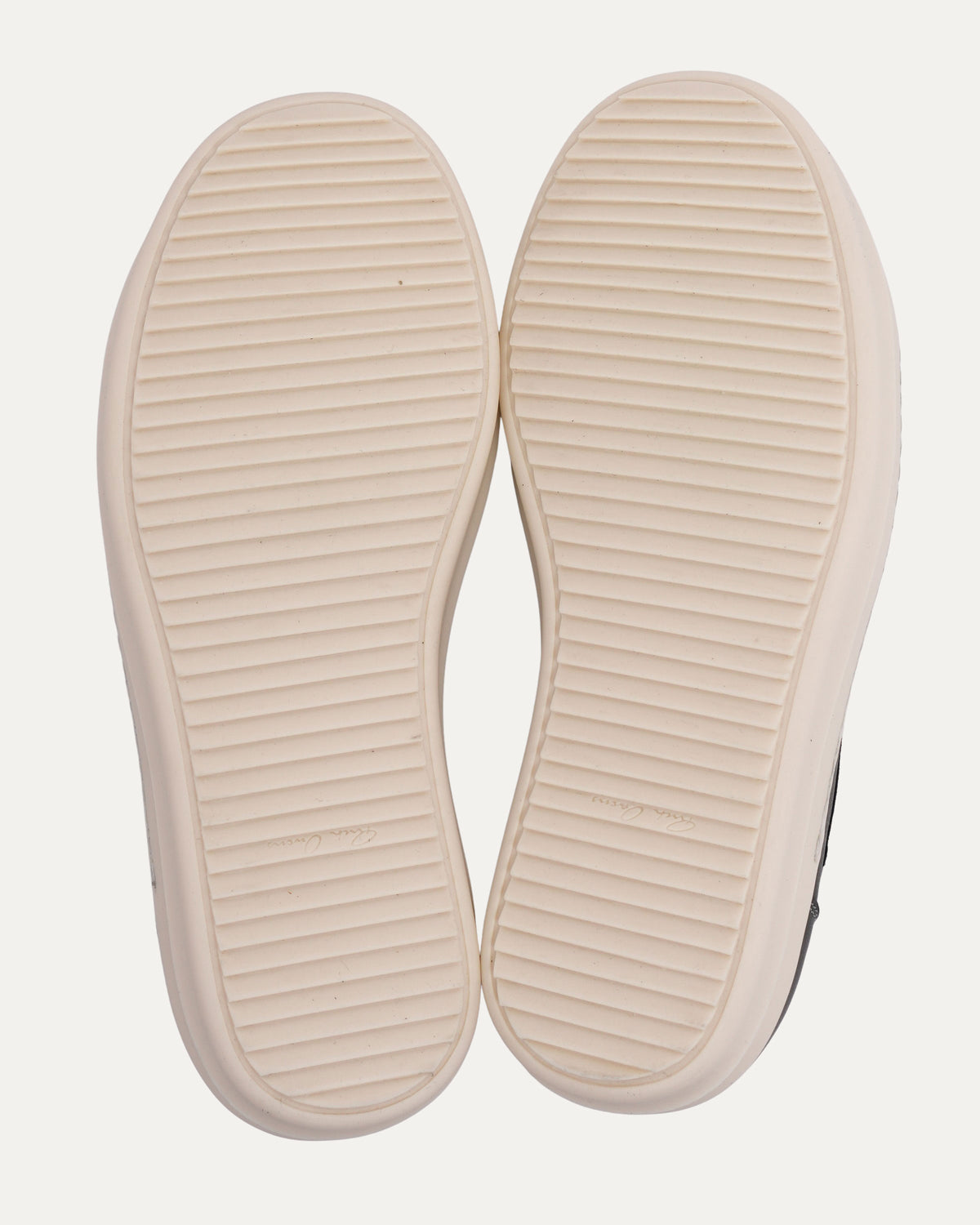 LN-CC Exclusive Vintage Sneakers