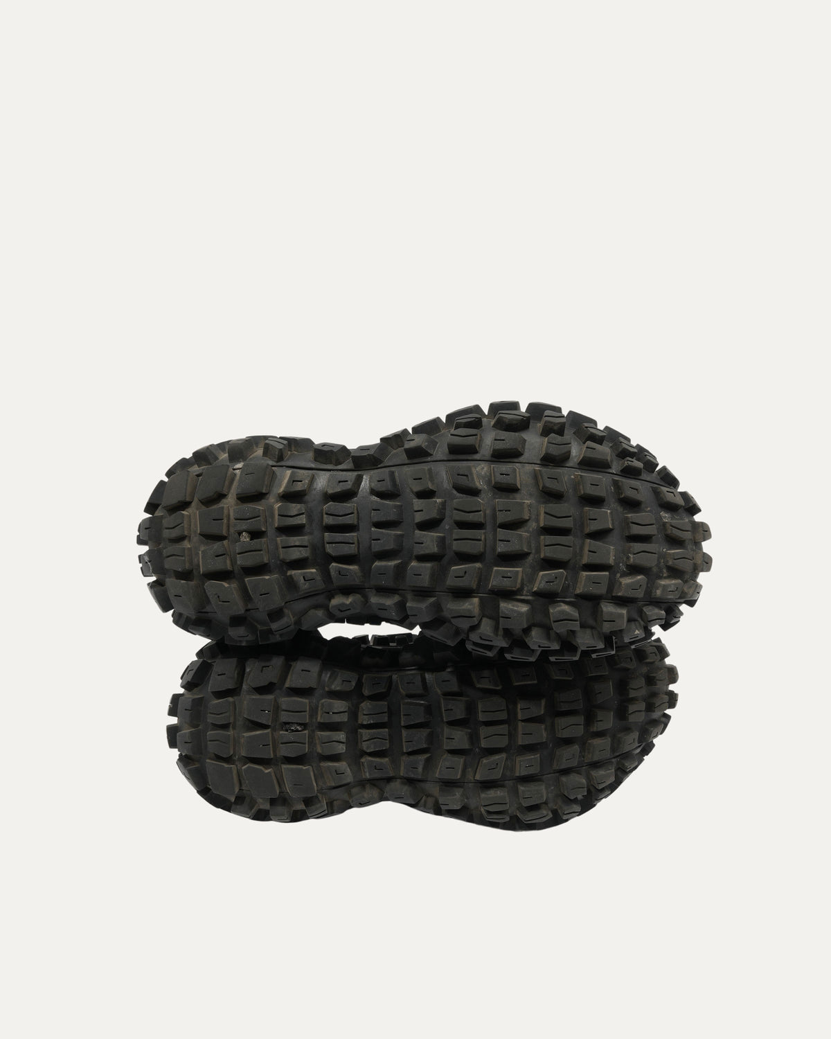 Bouncer Defender Clogs