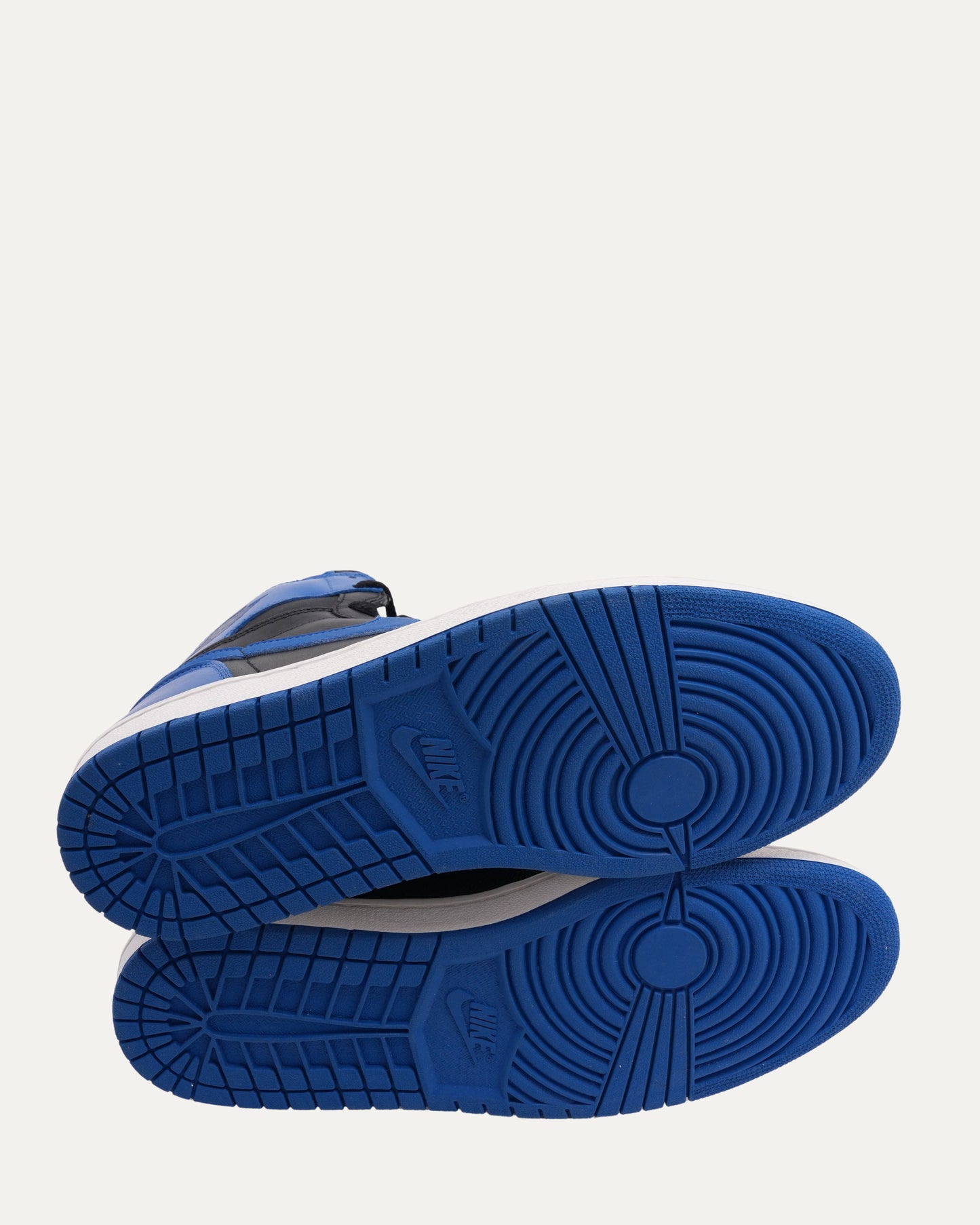 Air Jordan 1 Retro Royal Sneakers 2001