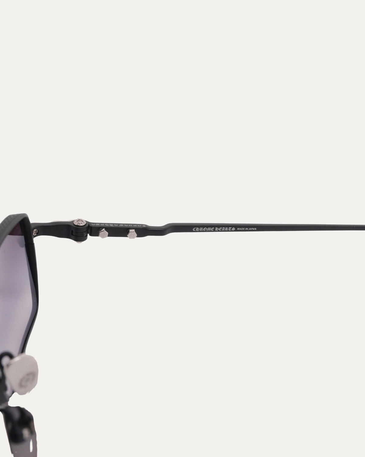 Emerald Buckle Rider Sunglasses
