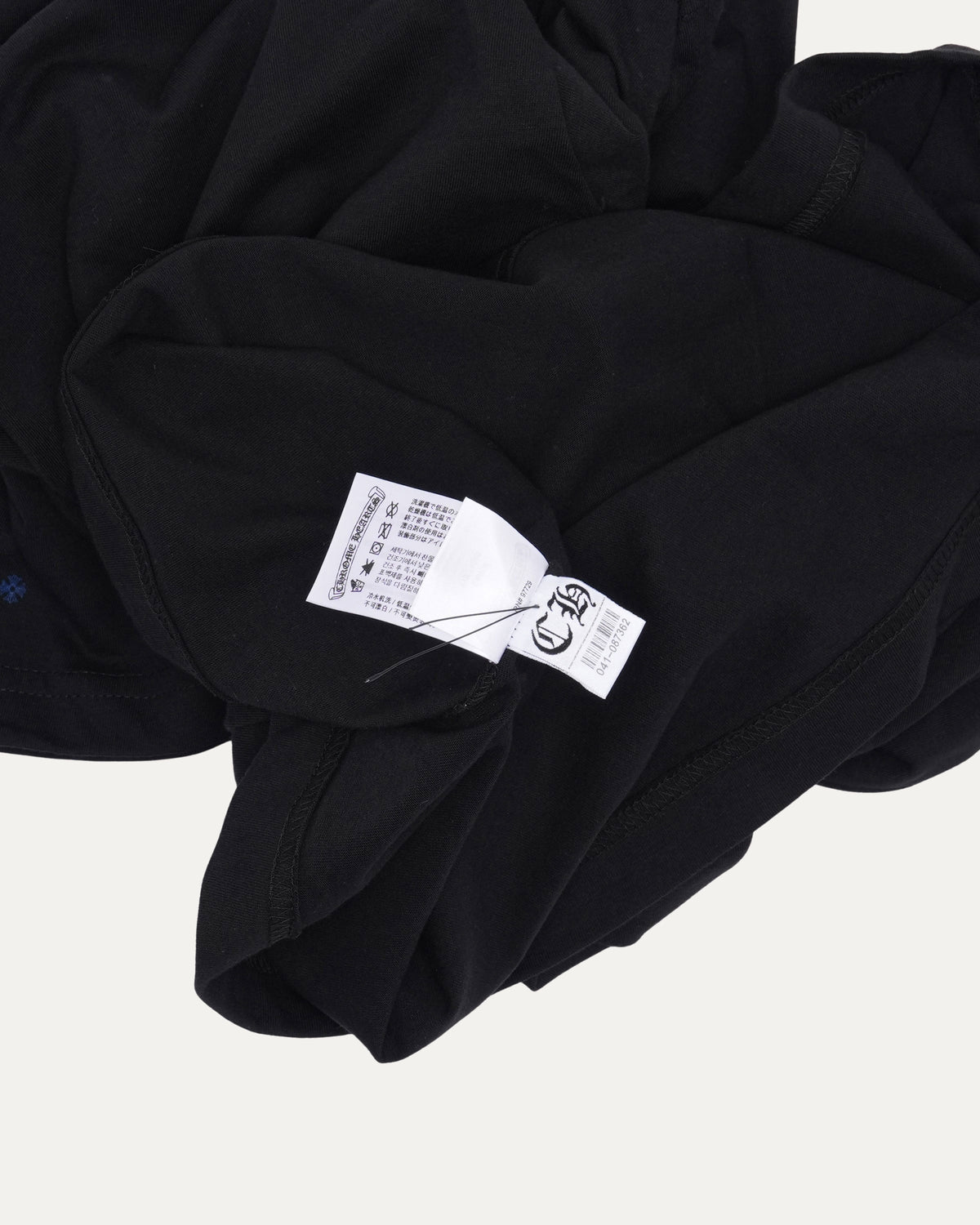 Neck Logo Pocket T-Shirt