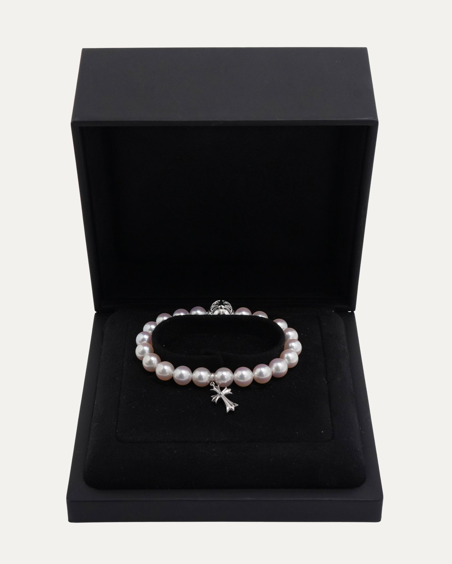 Mikimoto South Sea Pearl with White Gold Bracelet