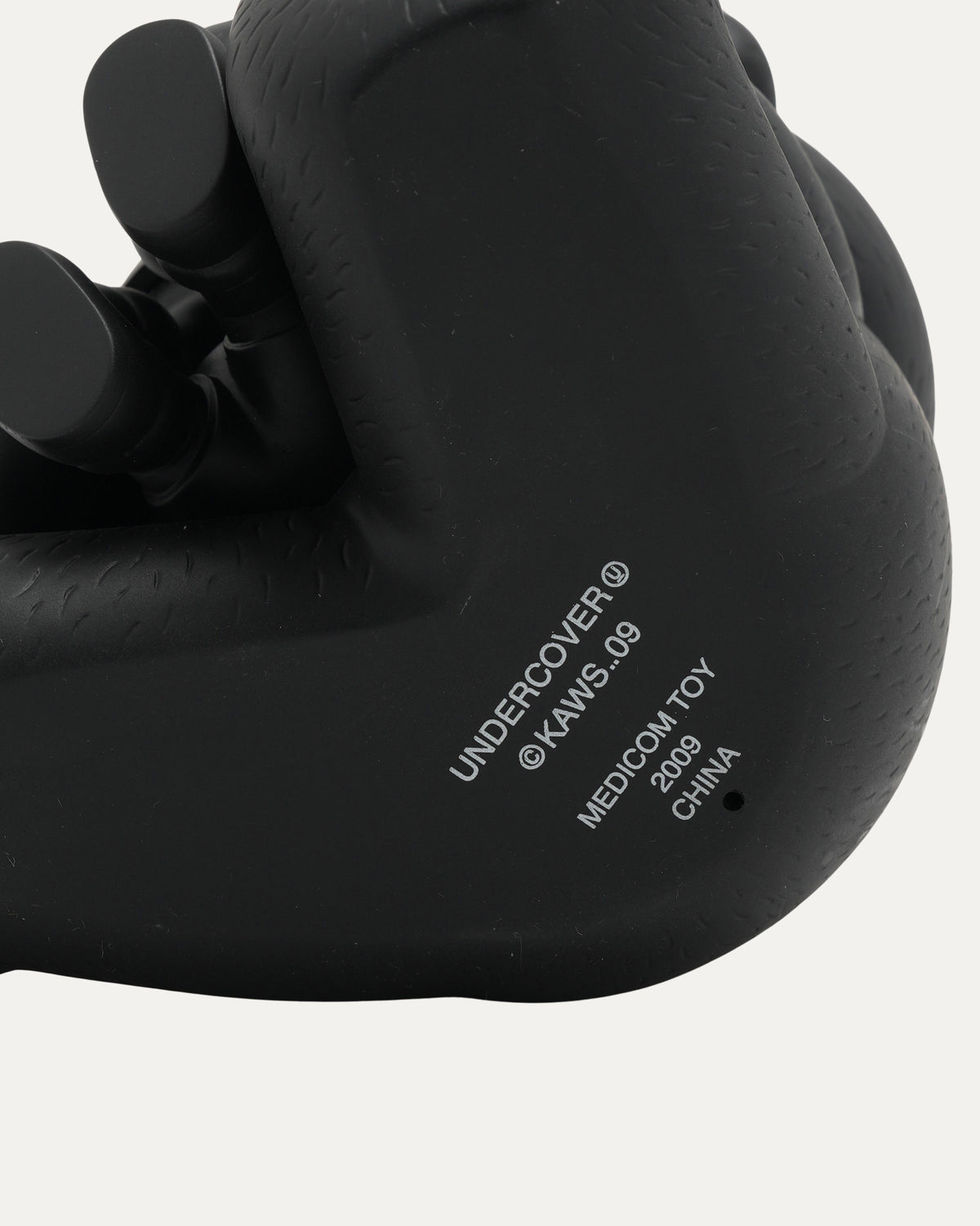 Medicom Kaws Bear Companion