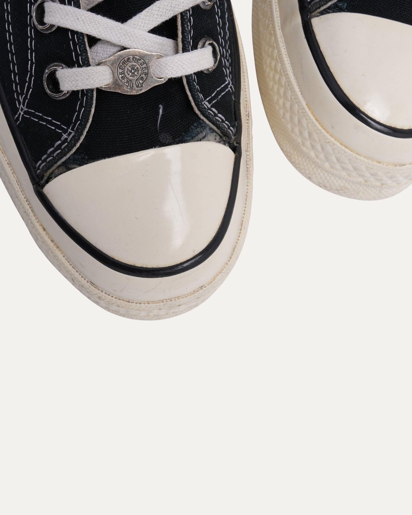 Cross Patch Converse Chuck Taylors
