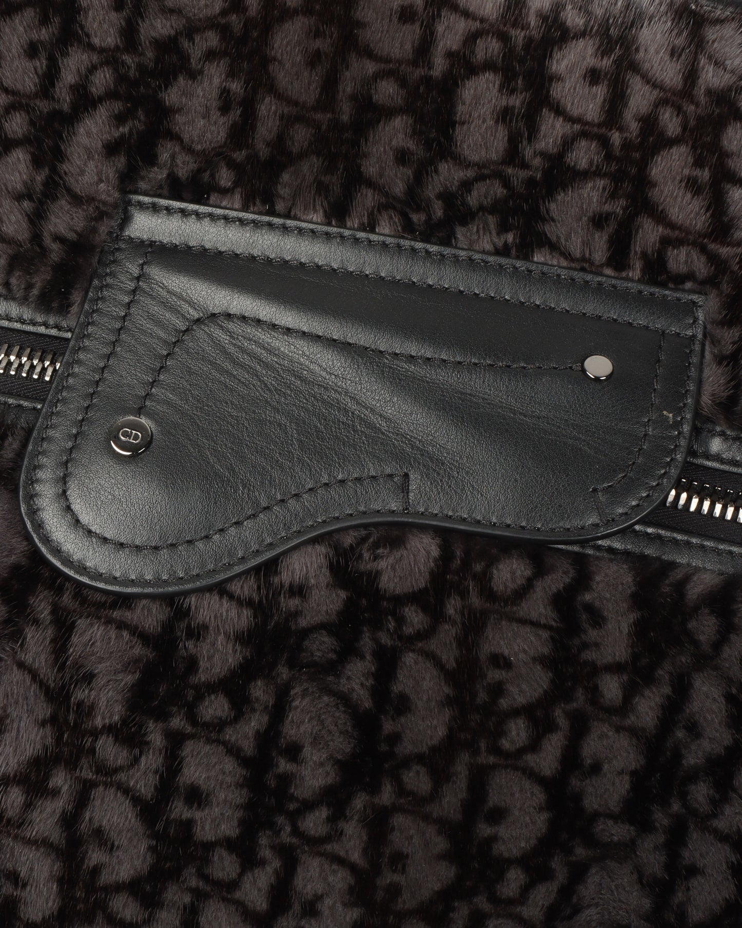 Mink Lingot 50 Bag (1 of 2)