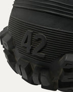 Bouncer Defender Clogs