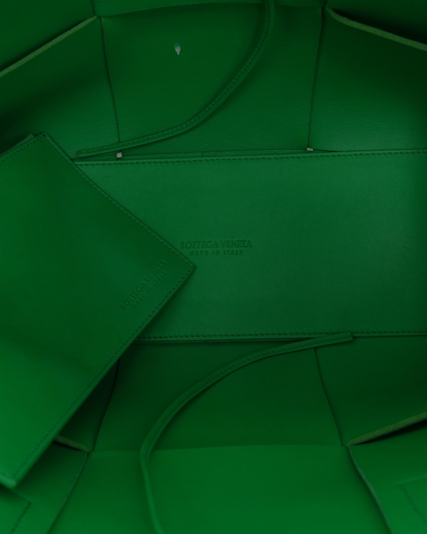 Intrecciato Leather Bag