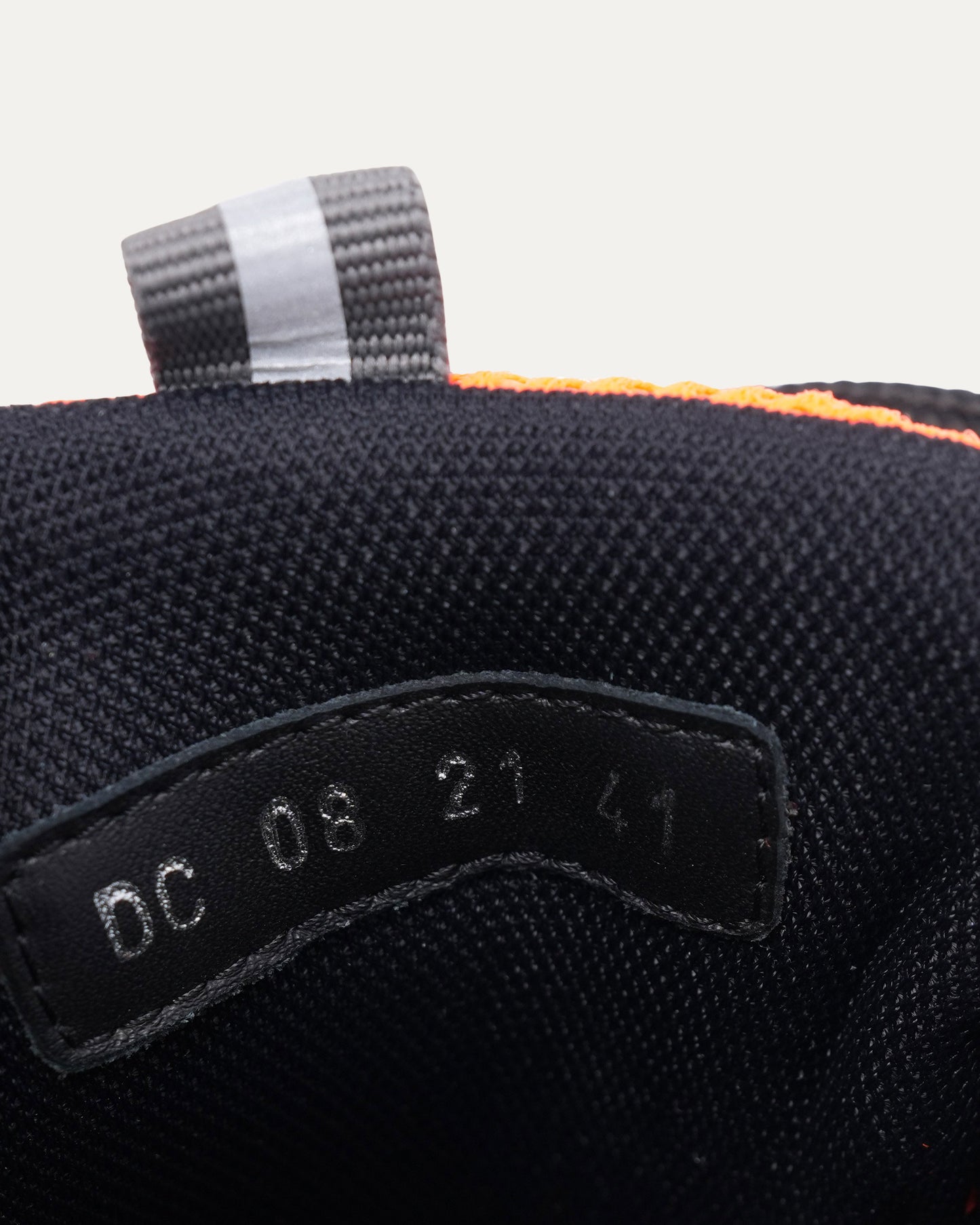 B22 Sneaker