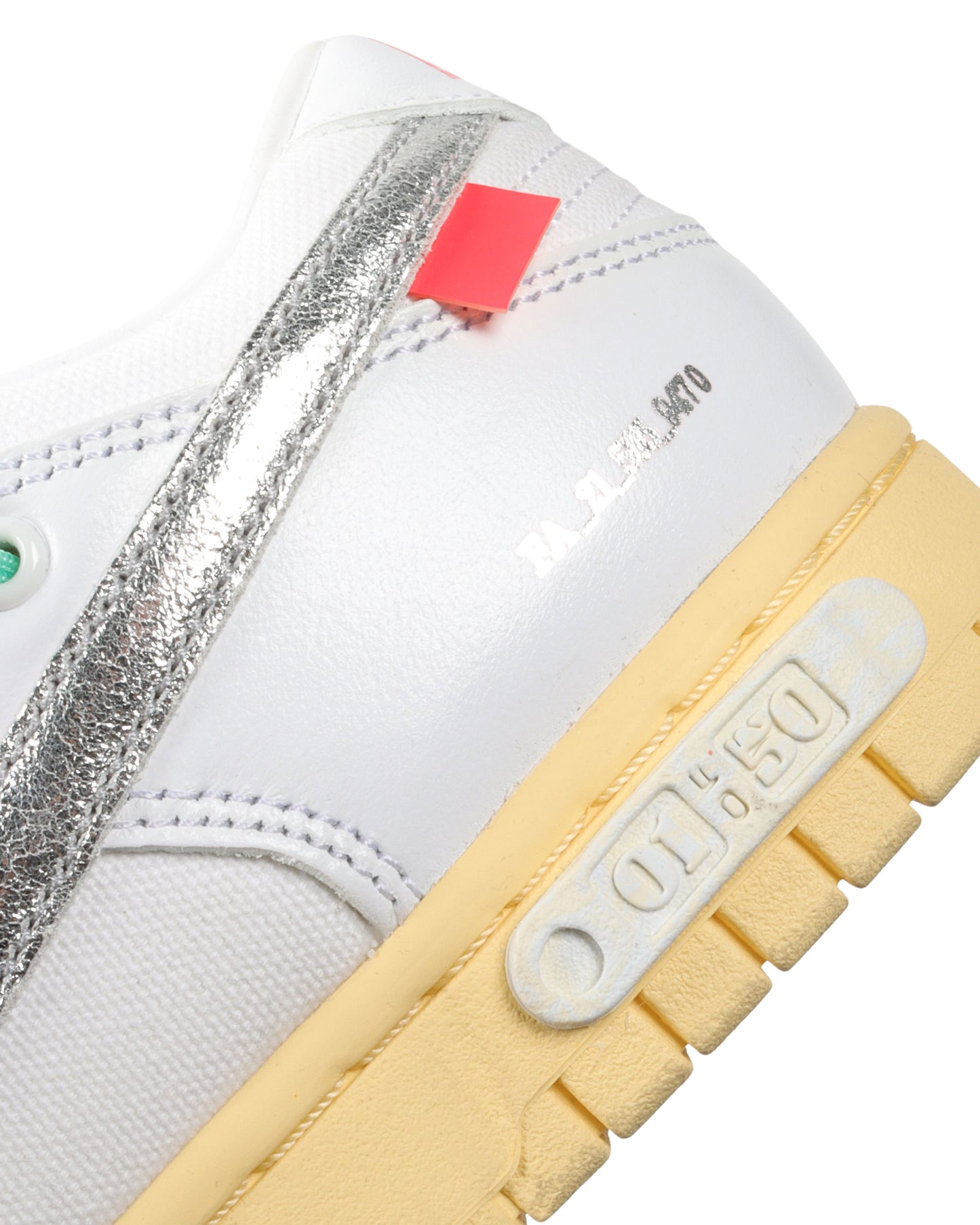Off-White Dunk Low Lot 01
