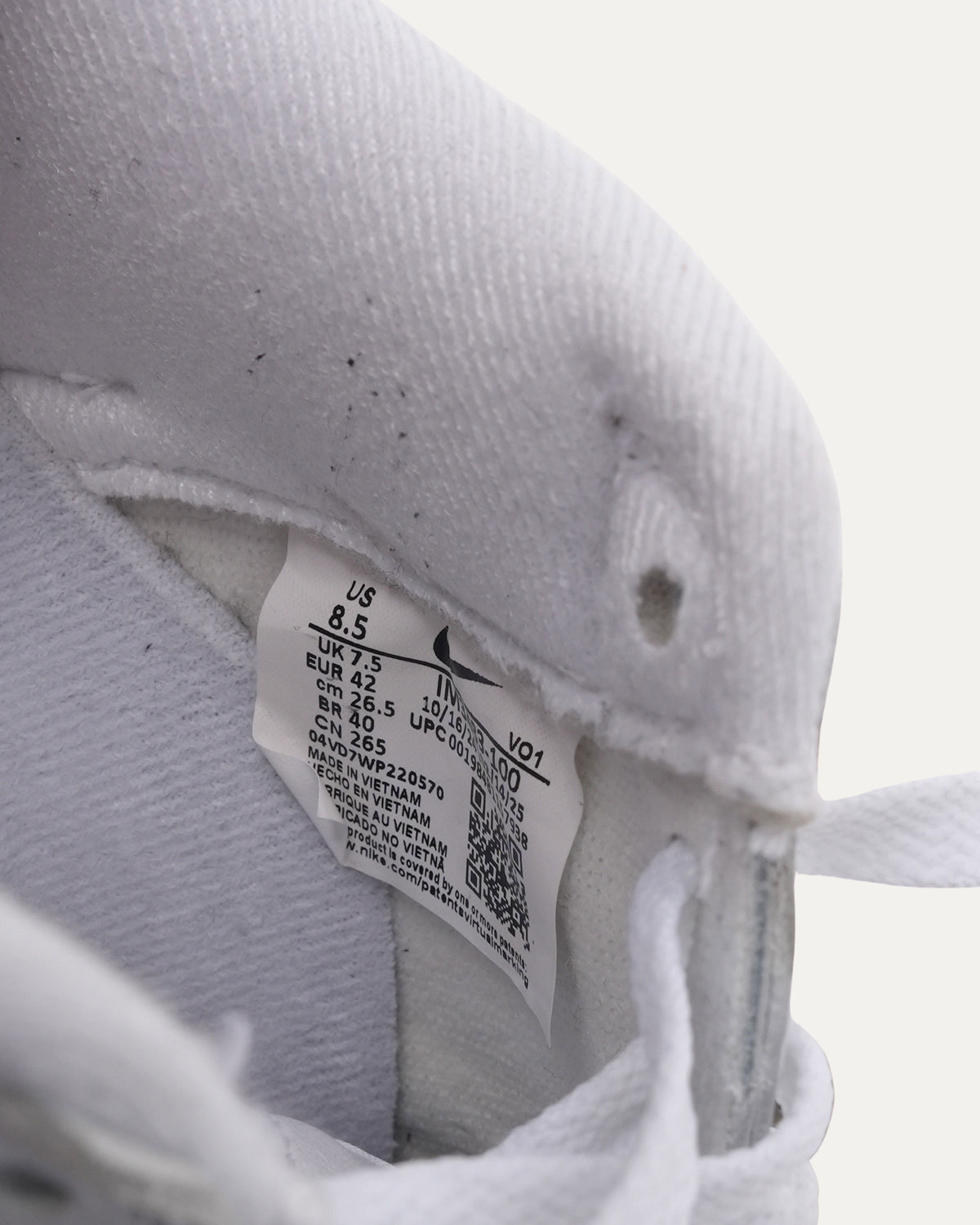 GOODENOUGH Nike Air Force 1 Sneakers