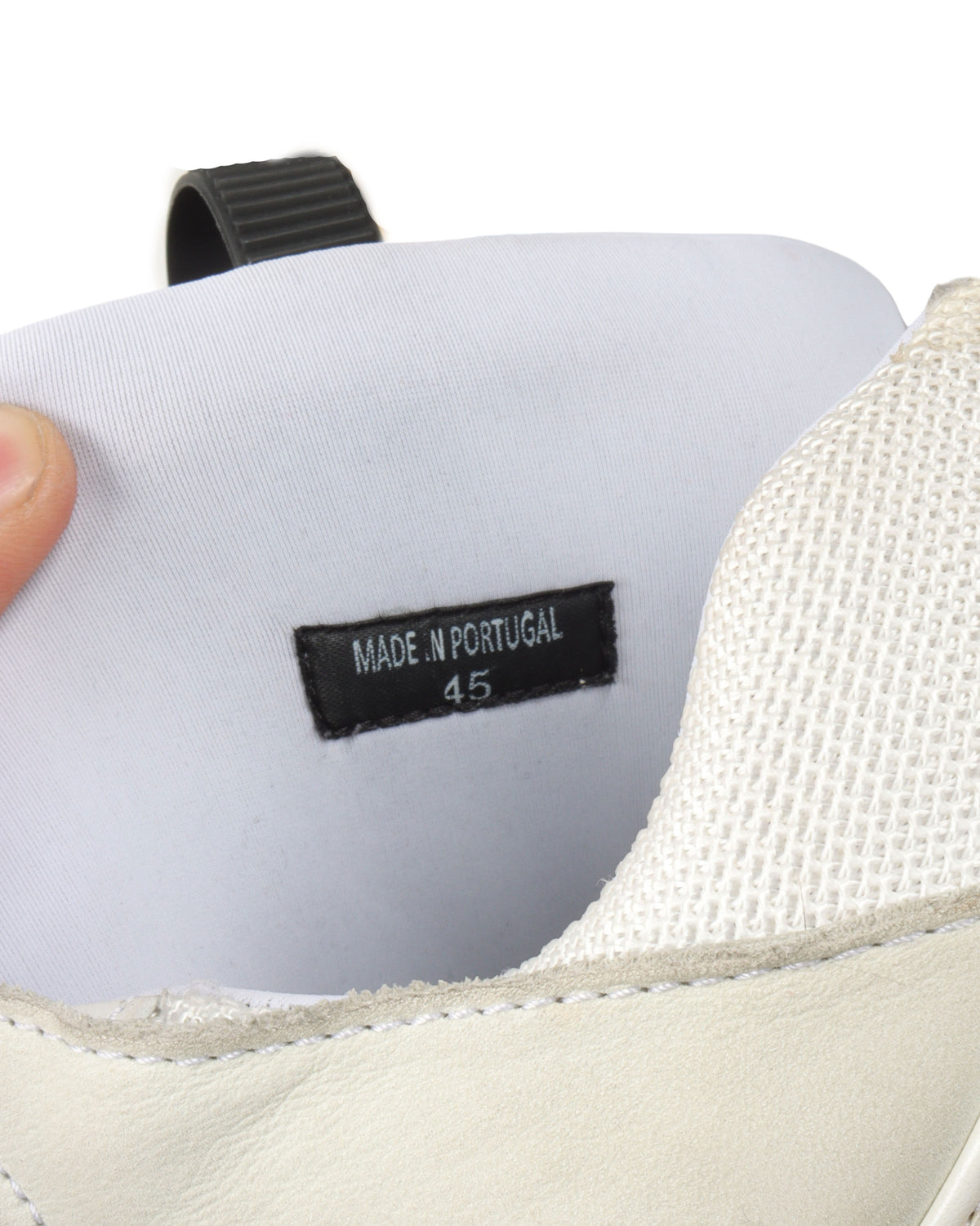 Curb Sneakers