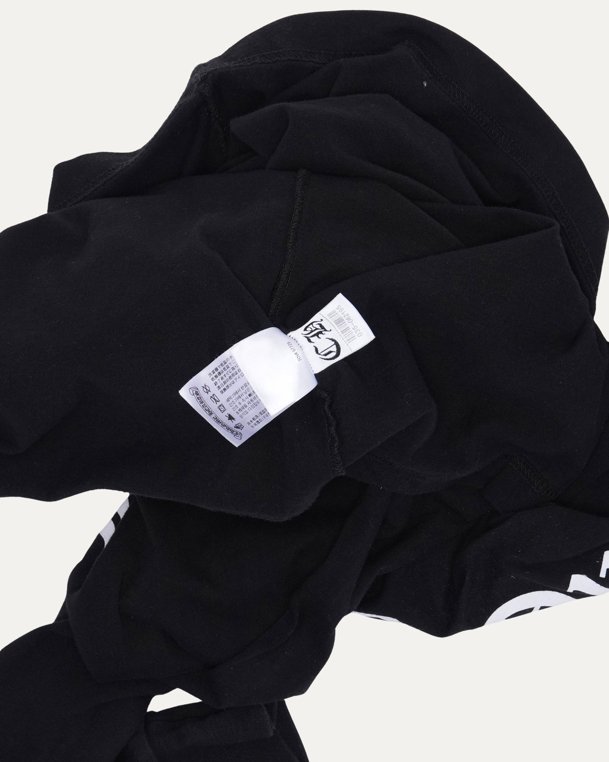 Neck Logo Long Sleeve Pocket T-Shirt