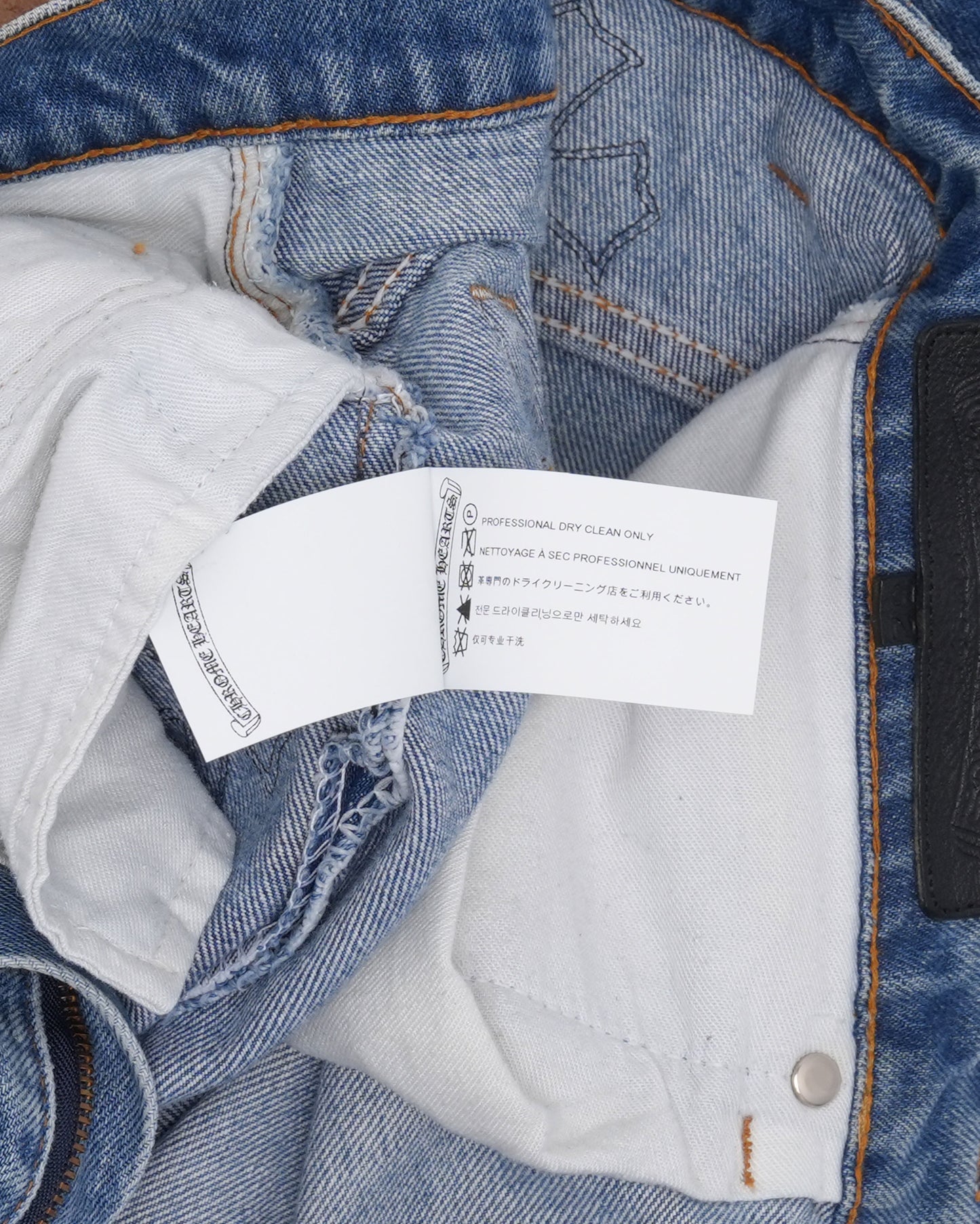 Levi's 517 Alligator Cross Patch Jeans